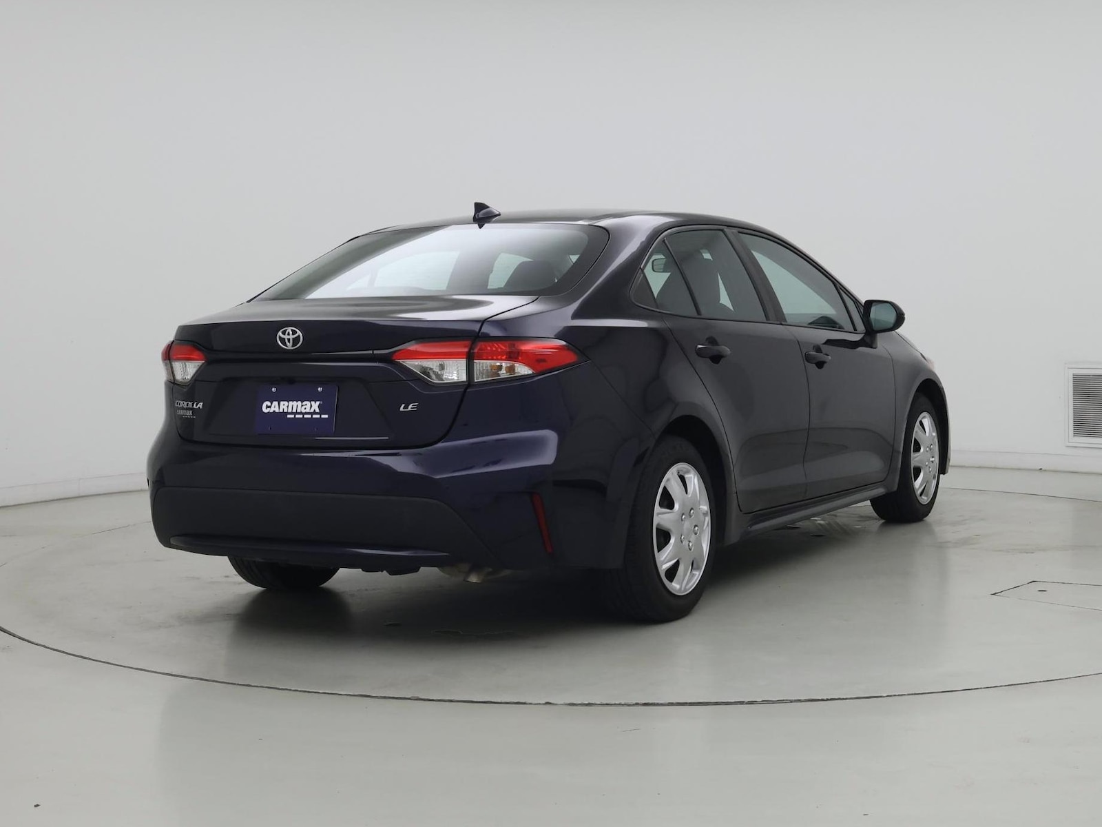 2022 Toyota Corolla LE - Photo 9