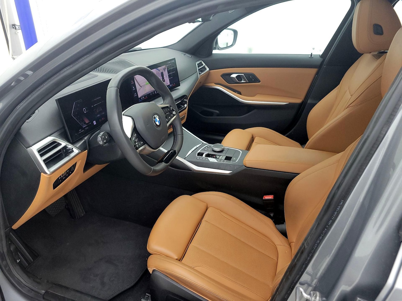 2025 BMW 3 Series 330i - Photo 12