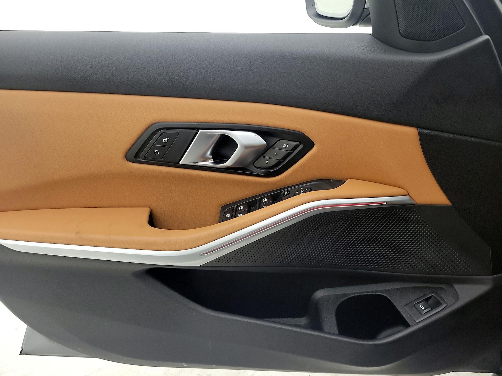 2025 BMW 3 Series 330i - Photo 13