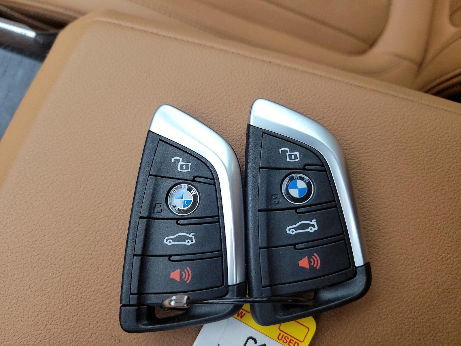 2025 BMW 3 Series 330i - Photo 24