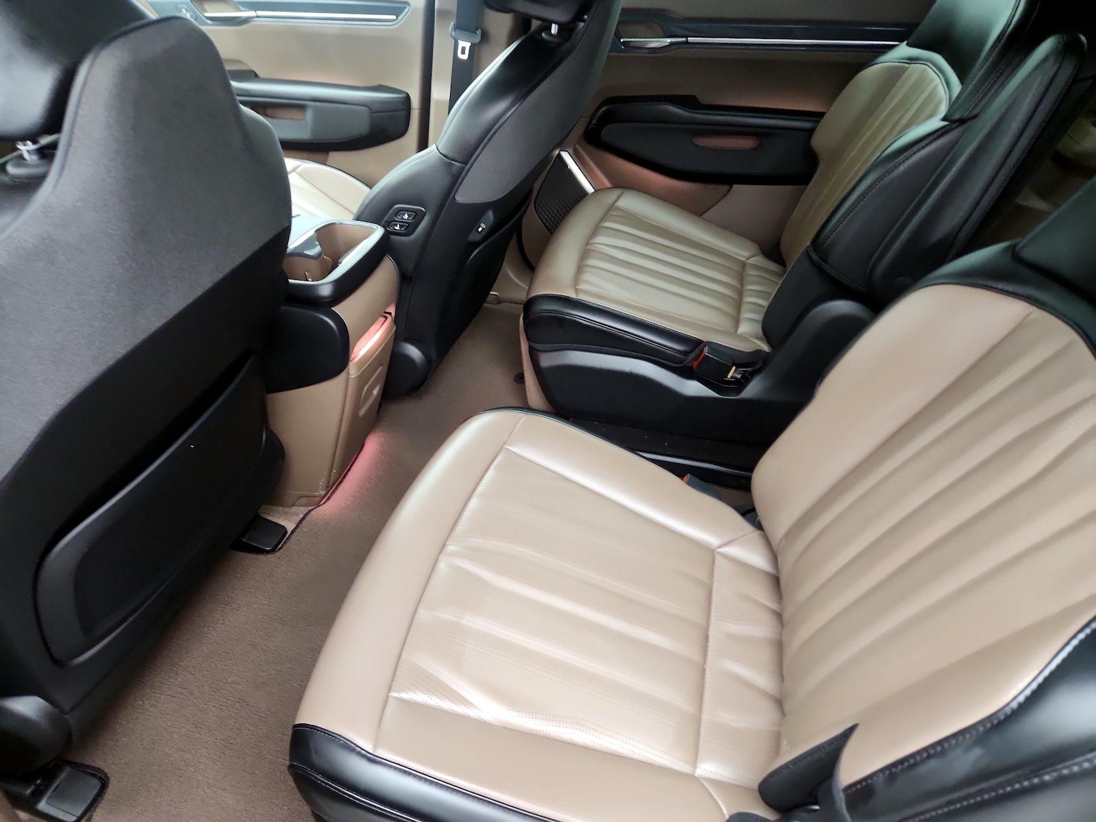 Rear Air Conditioning