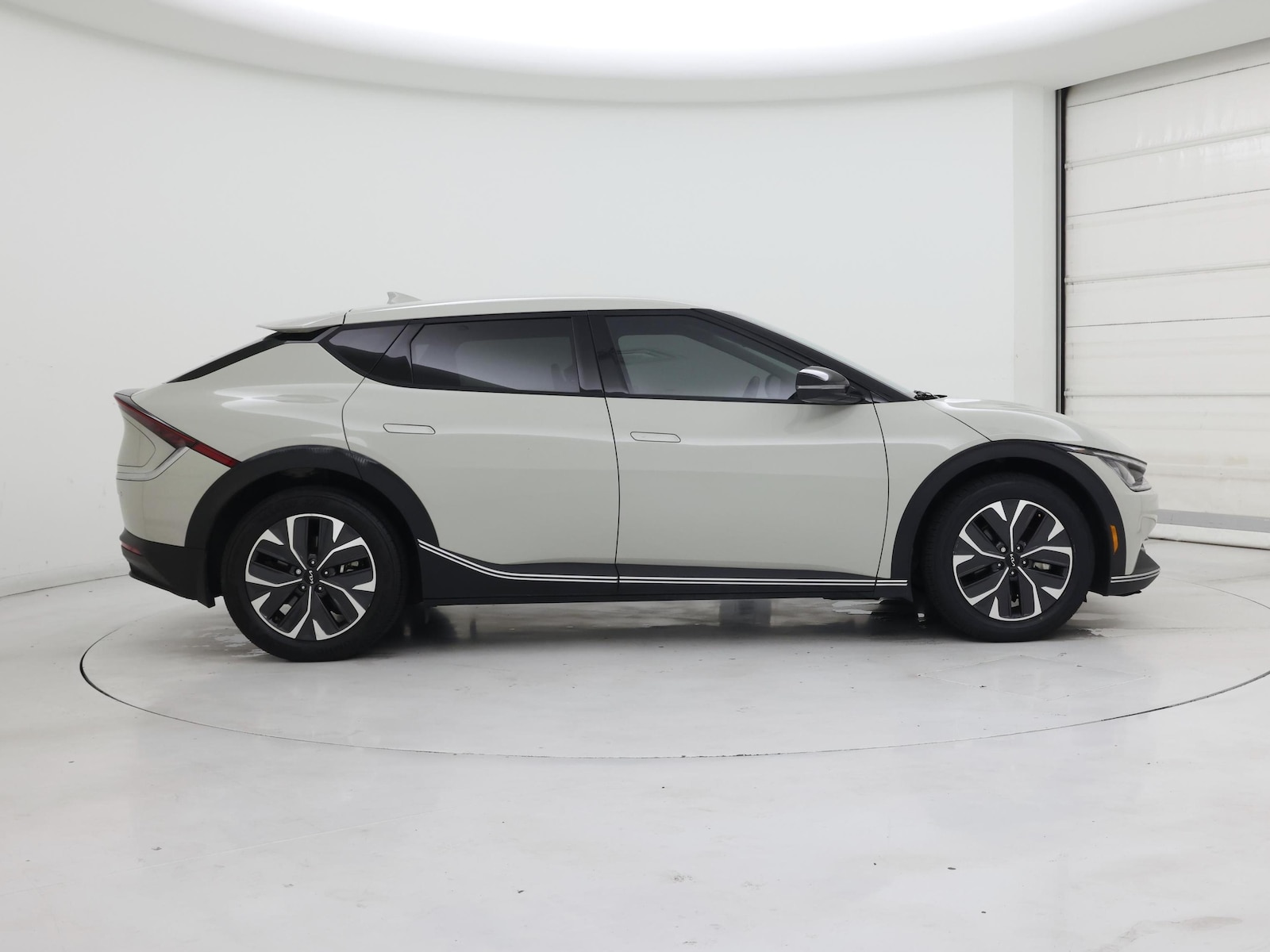2024 Kia EV6 Light L/R - Photo 8