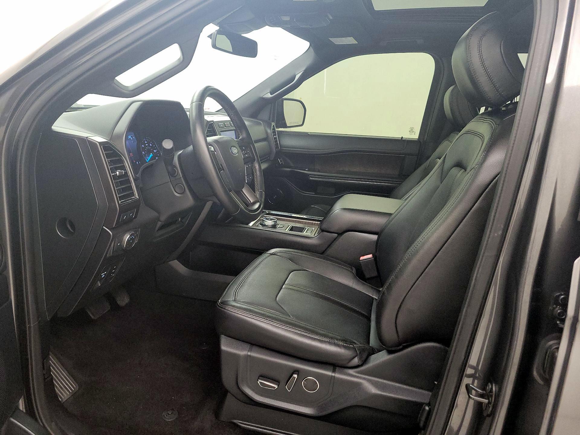 Thumbnail: 2020 Ford Expedition - 11