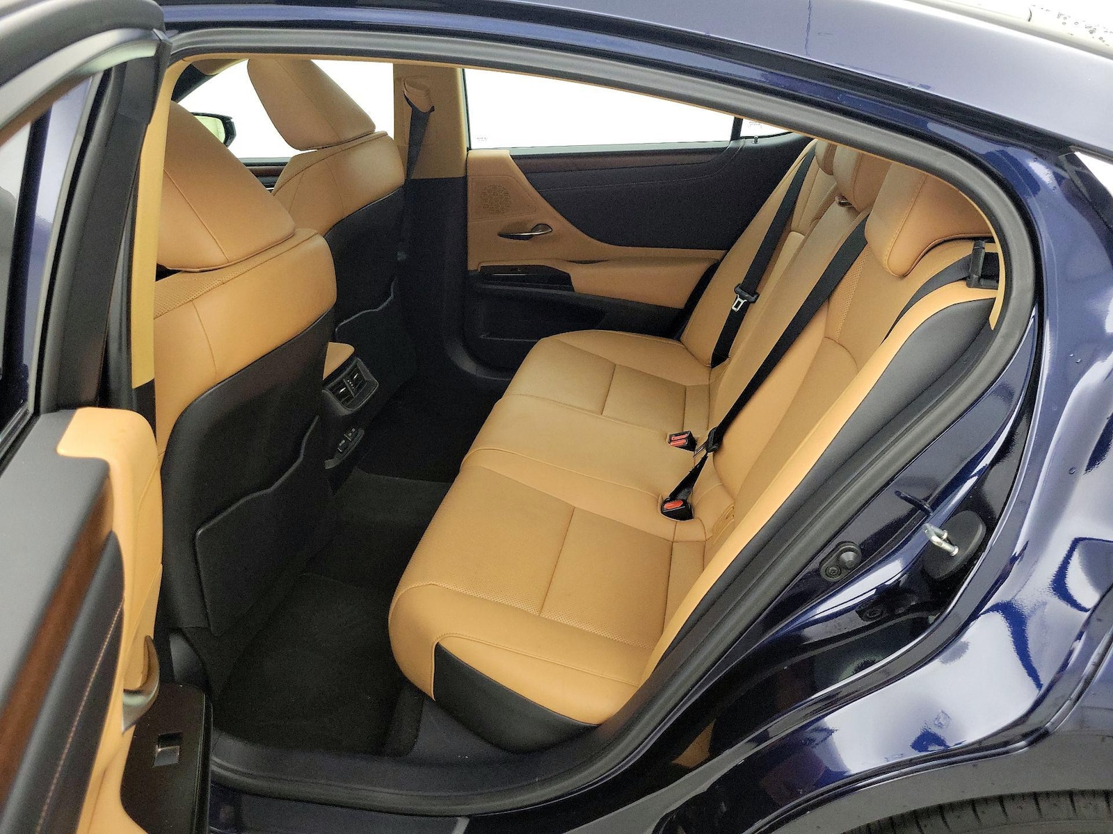 2024 Lexus ES 350 - Photo 20