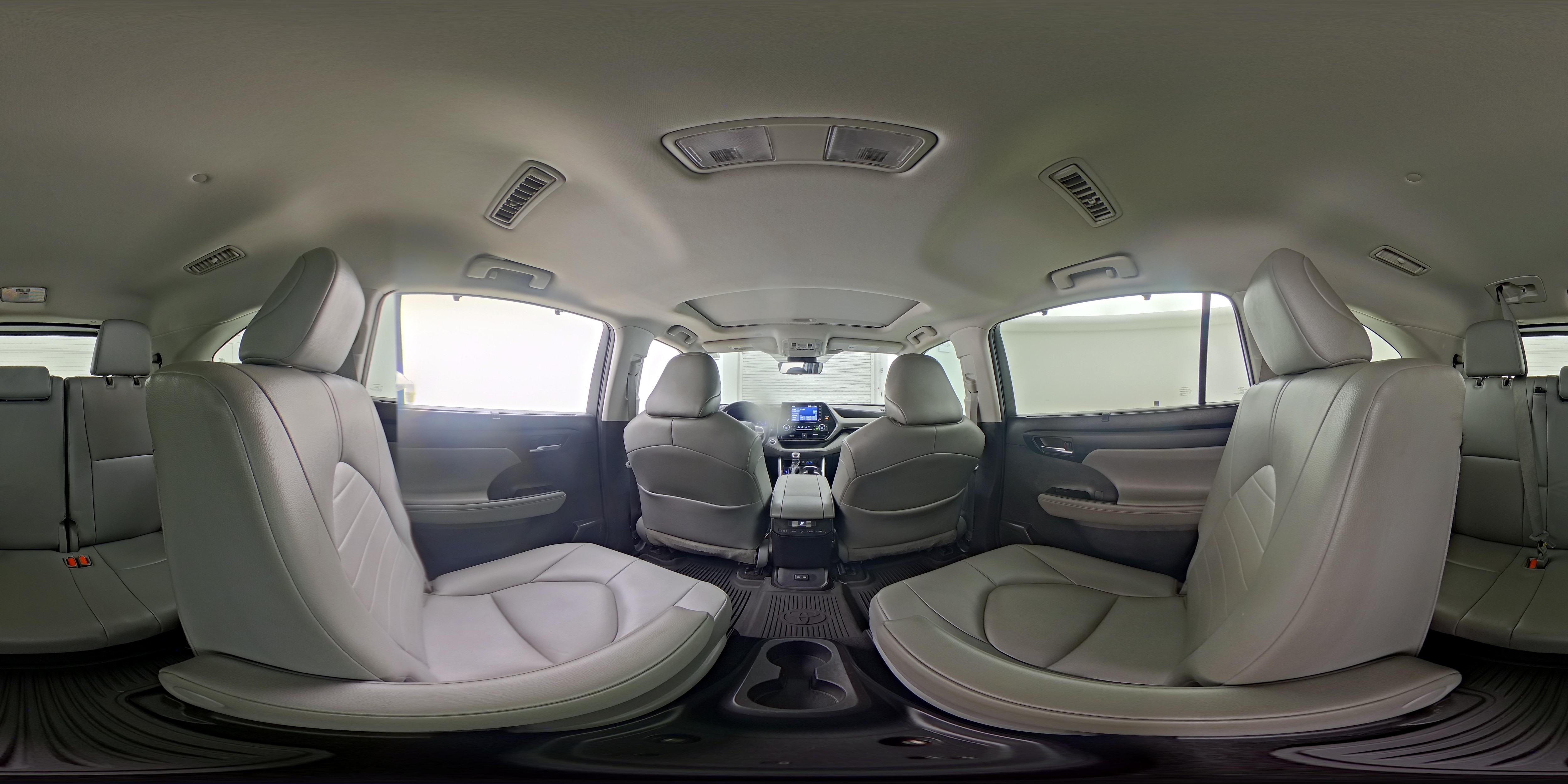 2022 Toyota Highlander XLE - Photo 28