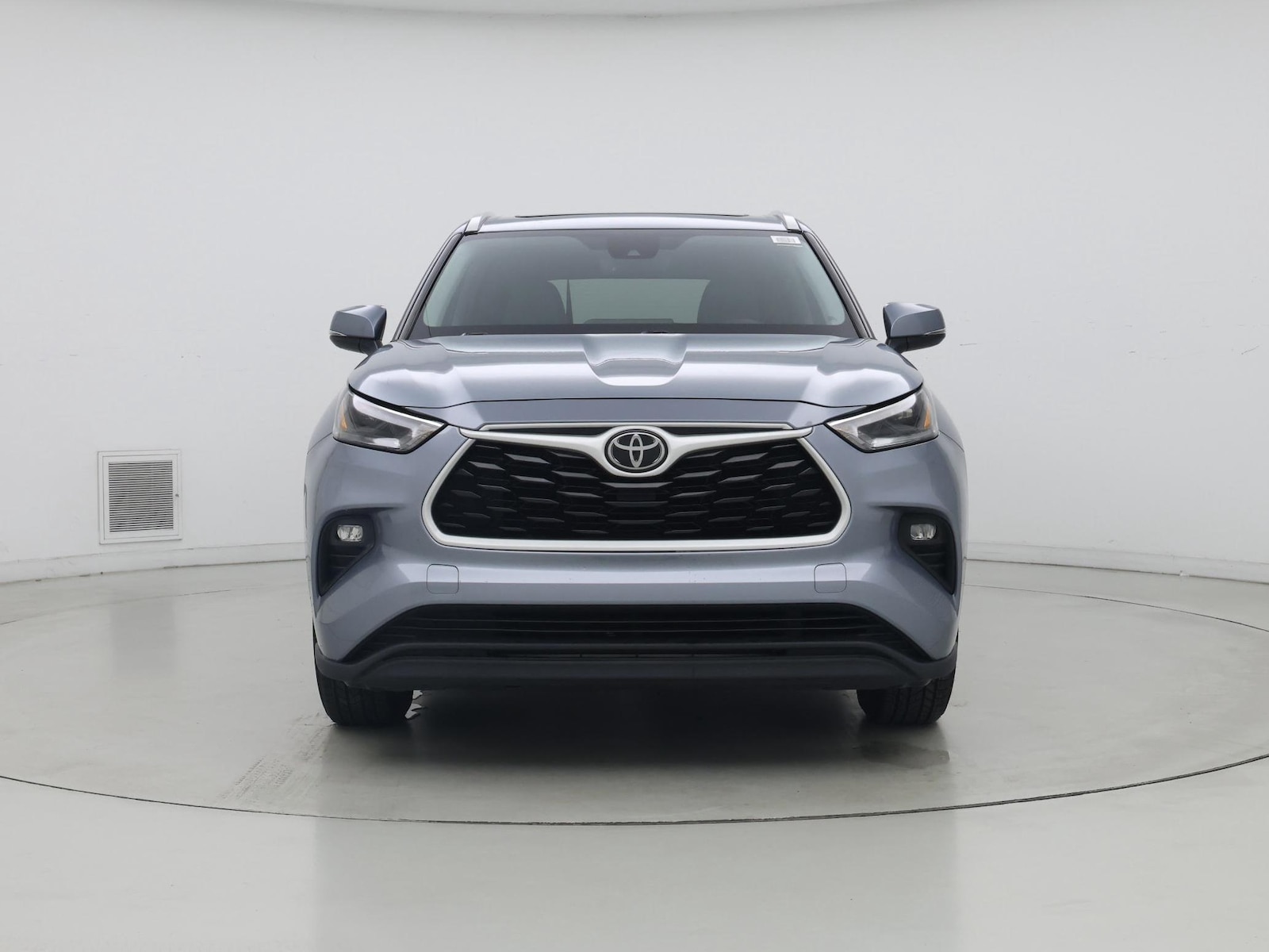 2022 Toyota Highlander XLE - Photo 6