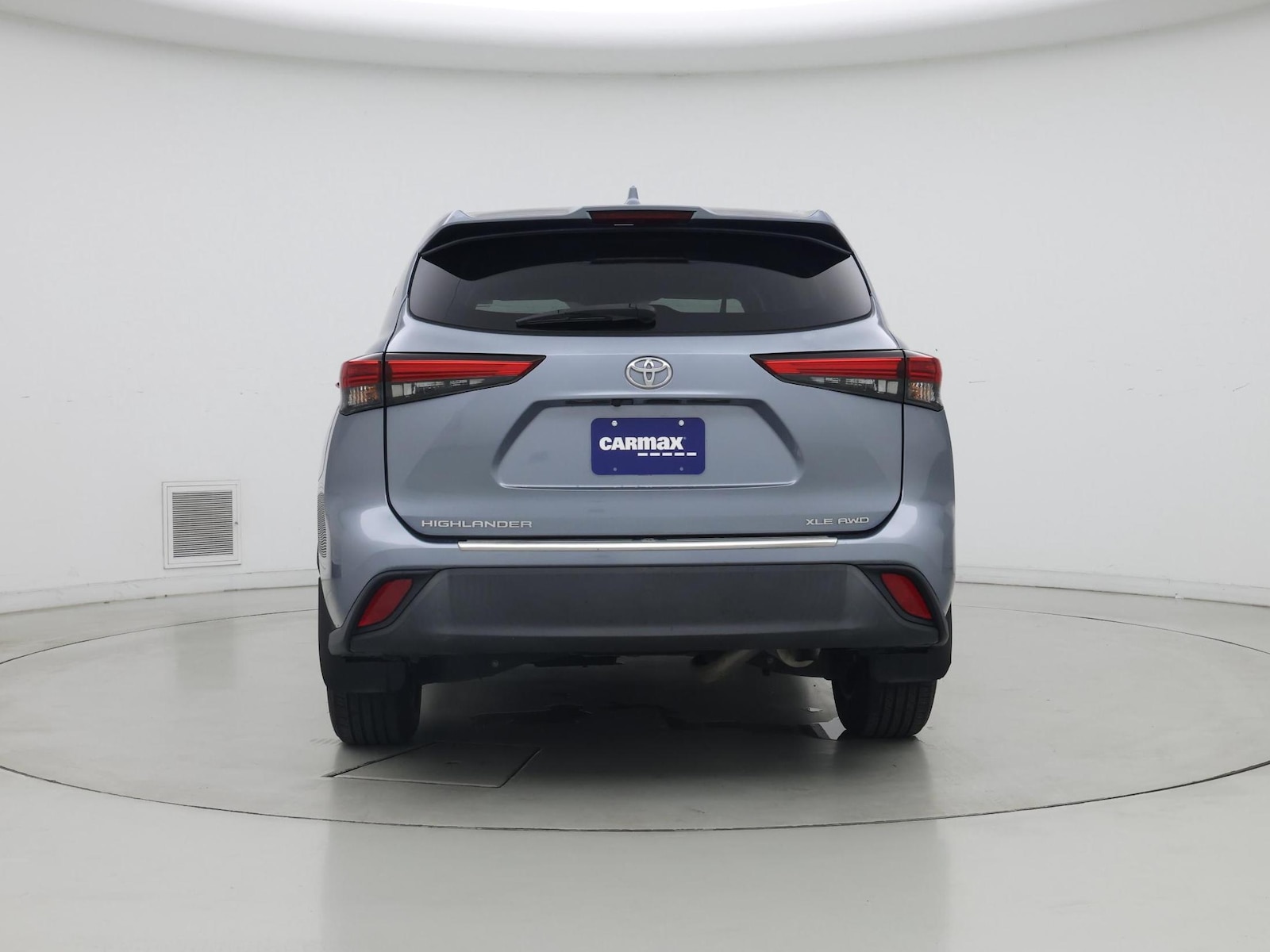 2022 Toyota Highlander XLE - Photo 7