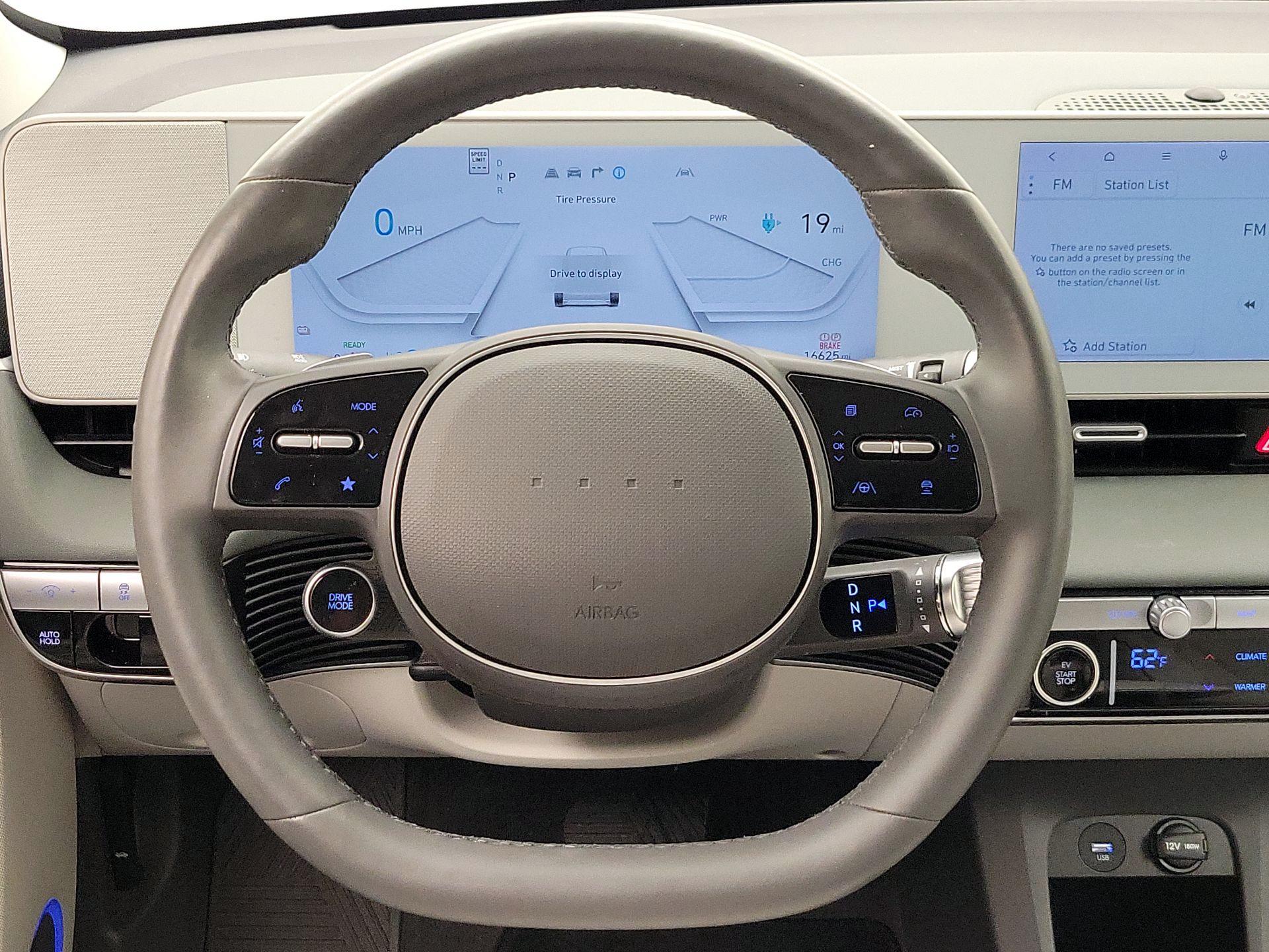 Thumbnail: 2023 Hyundai Ioniq 5 - 10