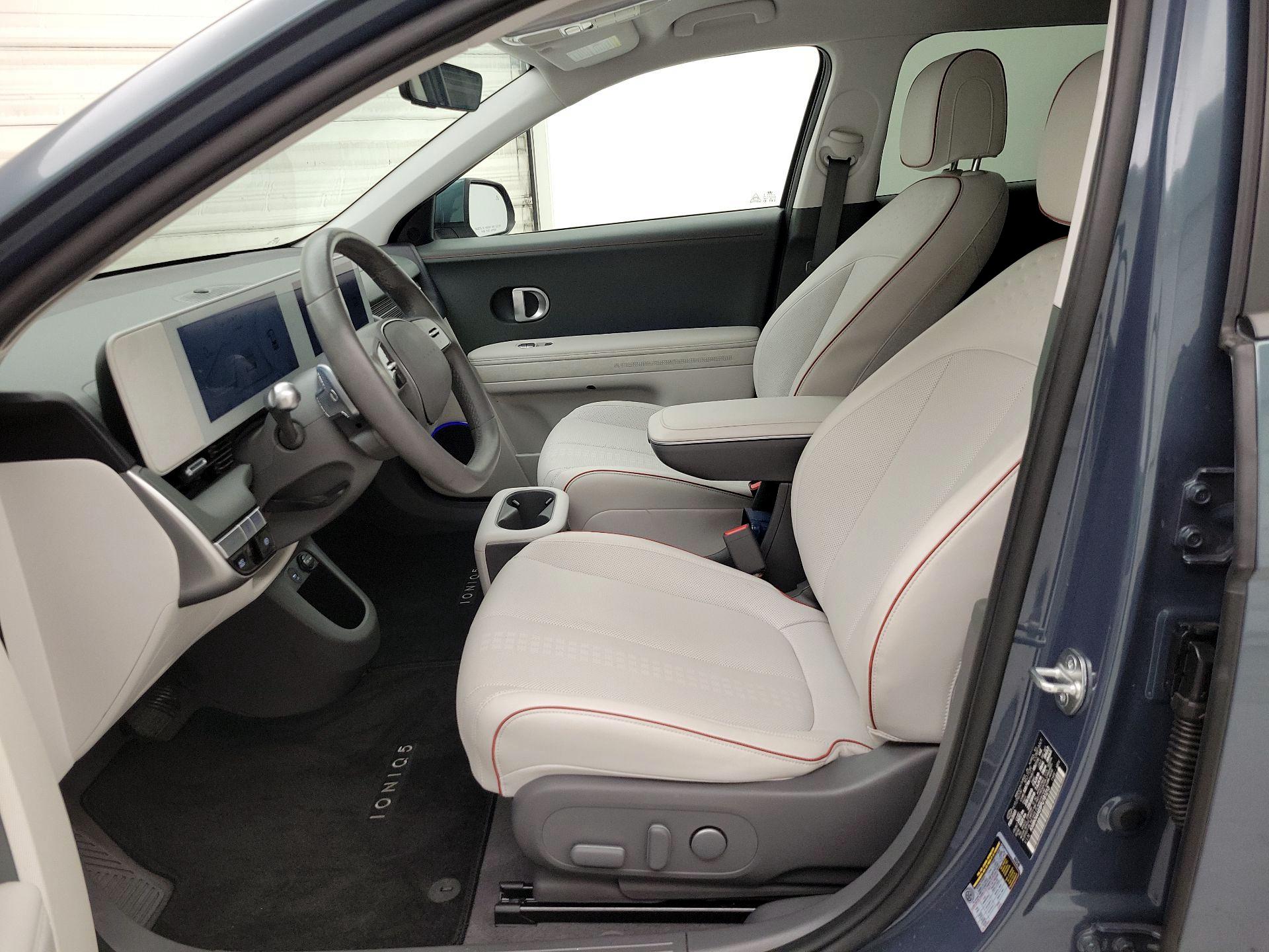 Thumbnail: 2023 Hyundai Ioniq 5 - 11