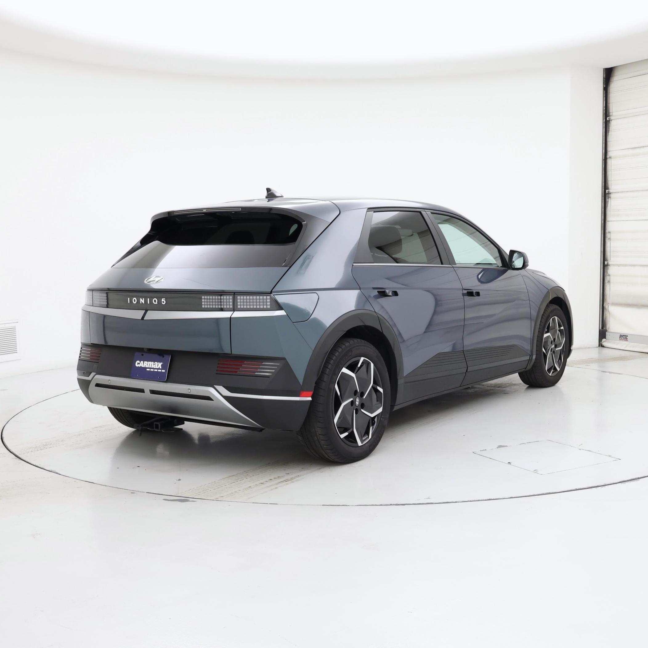 Thumbnail: 2023 Hyundai Ioniq 5 - 8