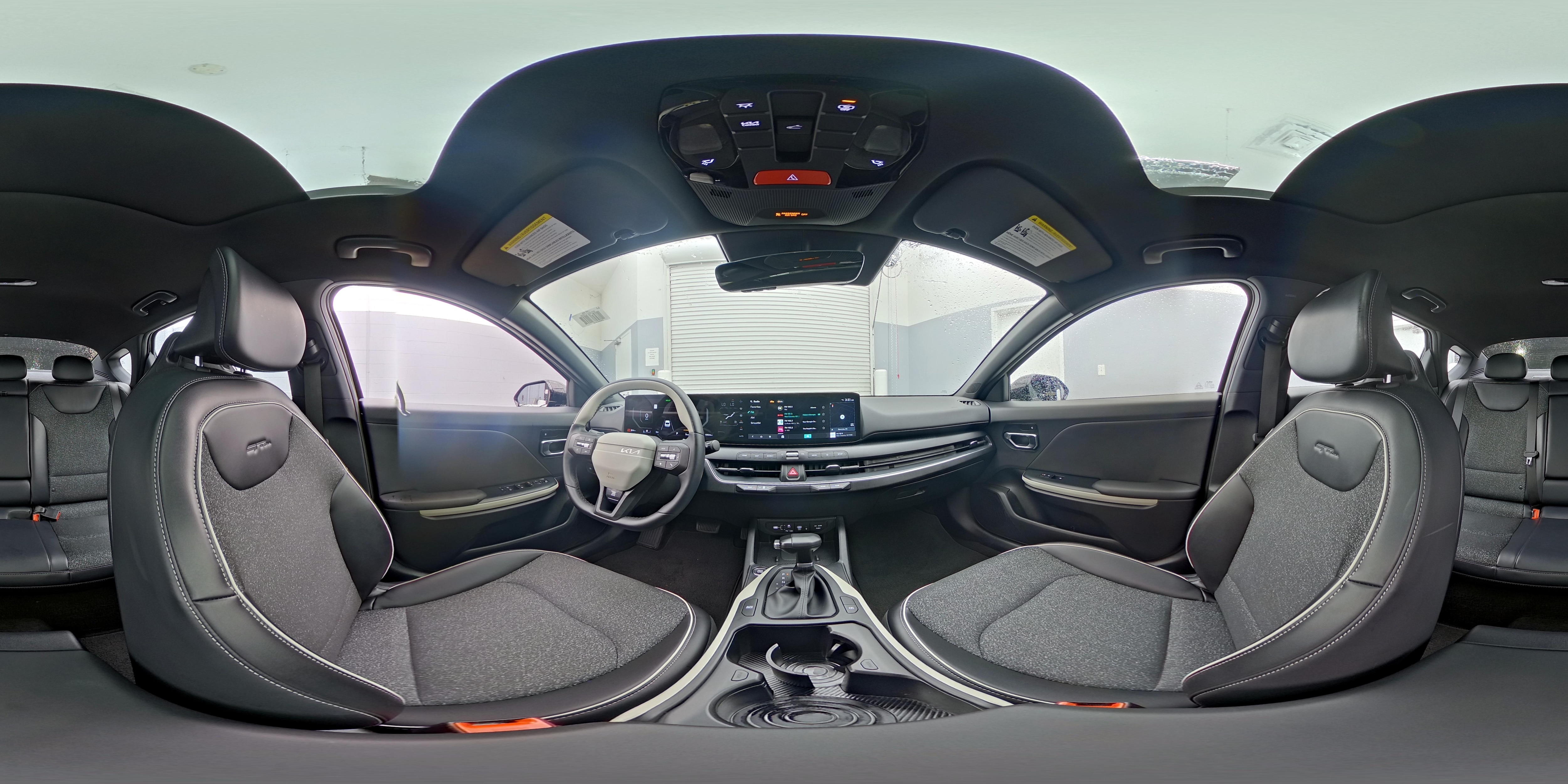 2025 Kia K4 GT-Line - Photo 26