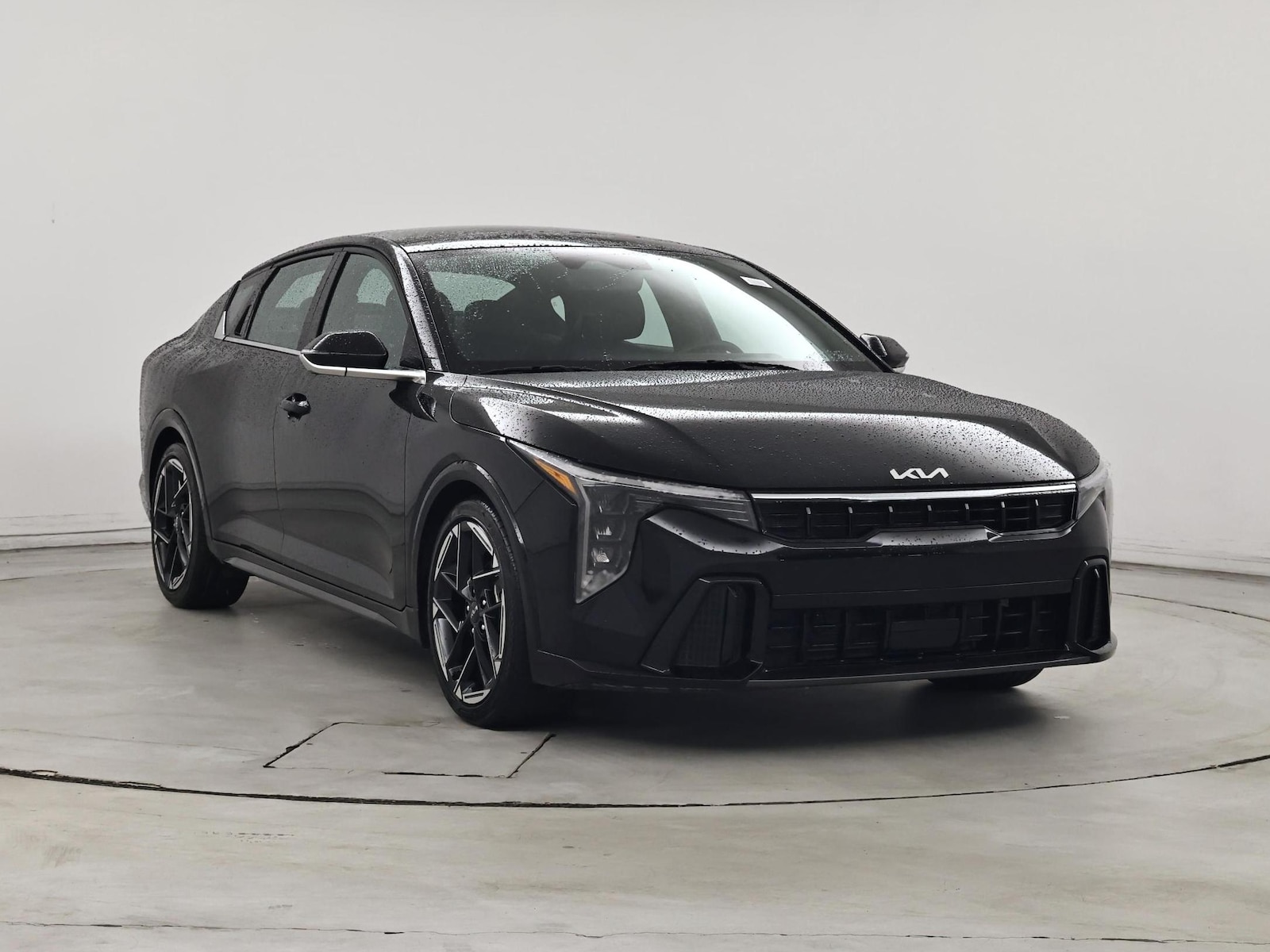 2025 Kia K4 GT-Line - Photo 2