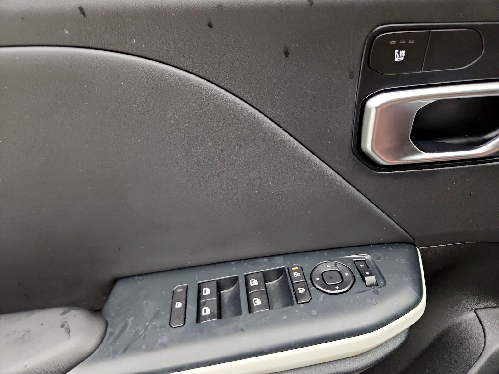 2025 Kia K4 GT-Line - Photo 13