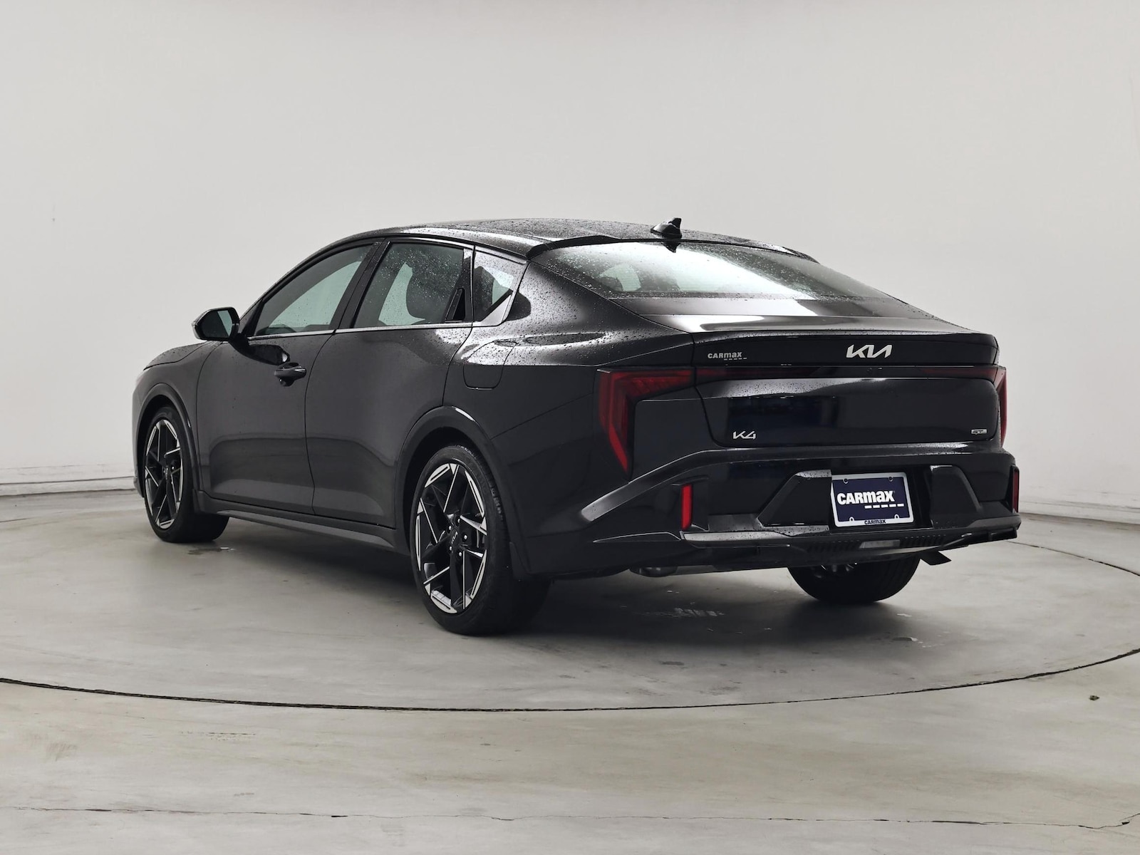 2025 Kia K4 GT-Line - Photo 3