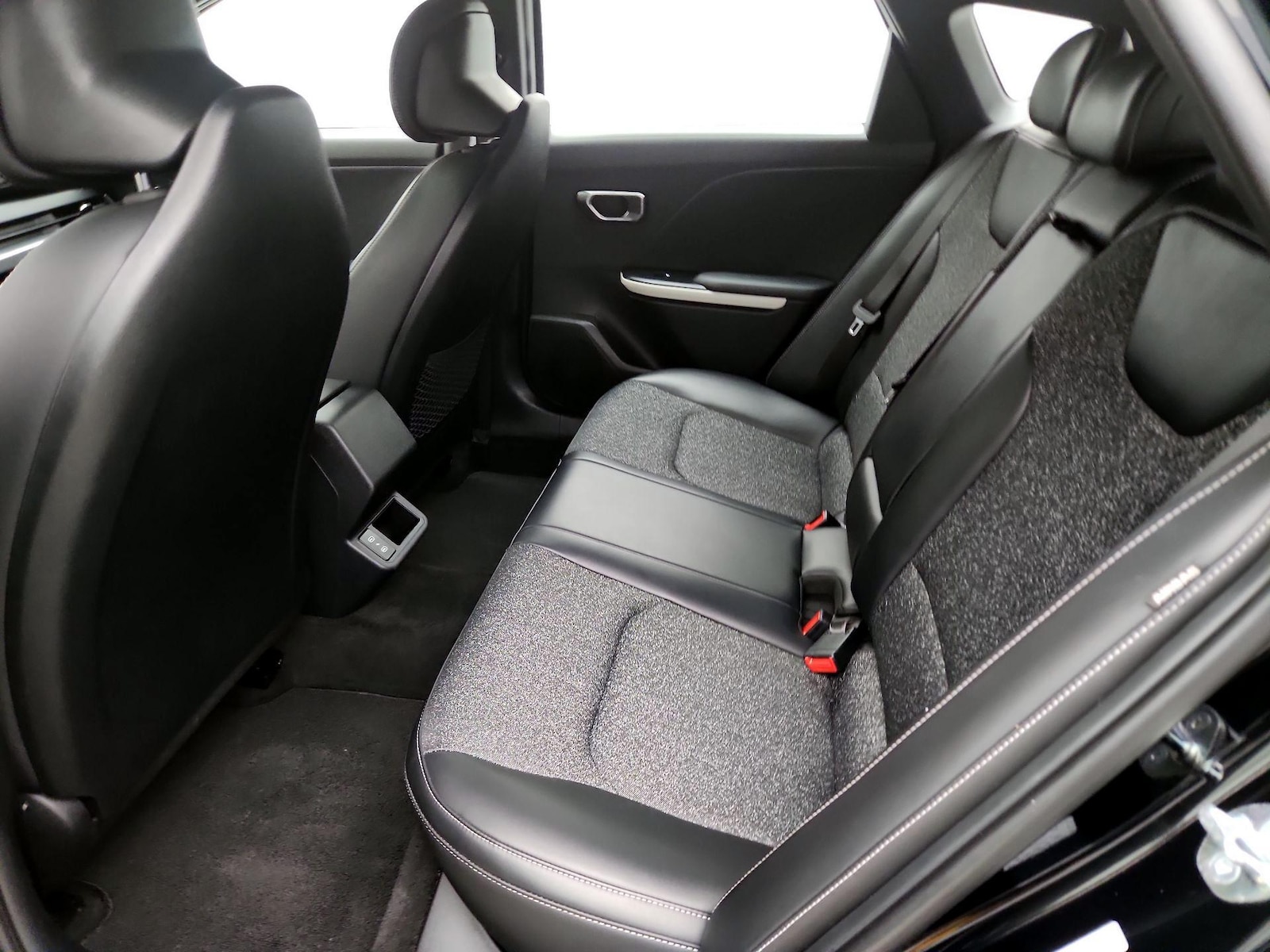 2025 Kia K4 GT-Line - Photo 22