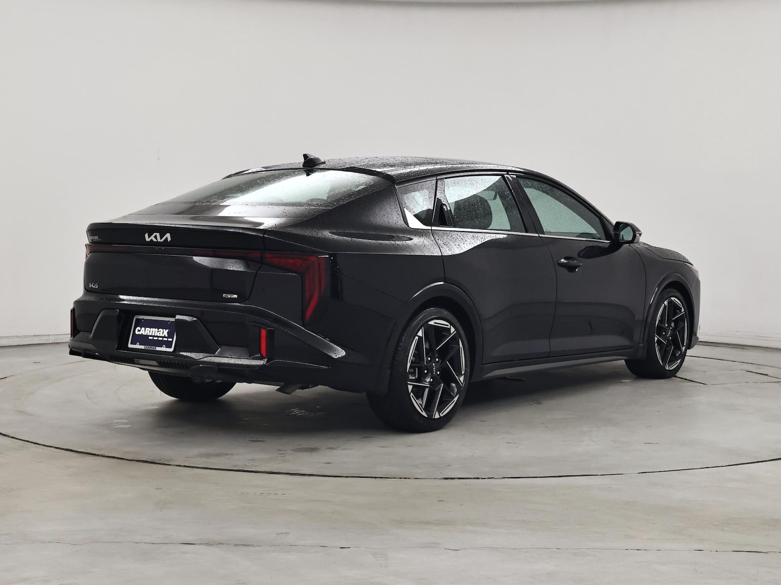 2025 Kia K4 GT-Line - Photo 9