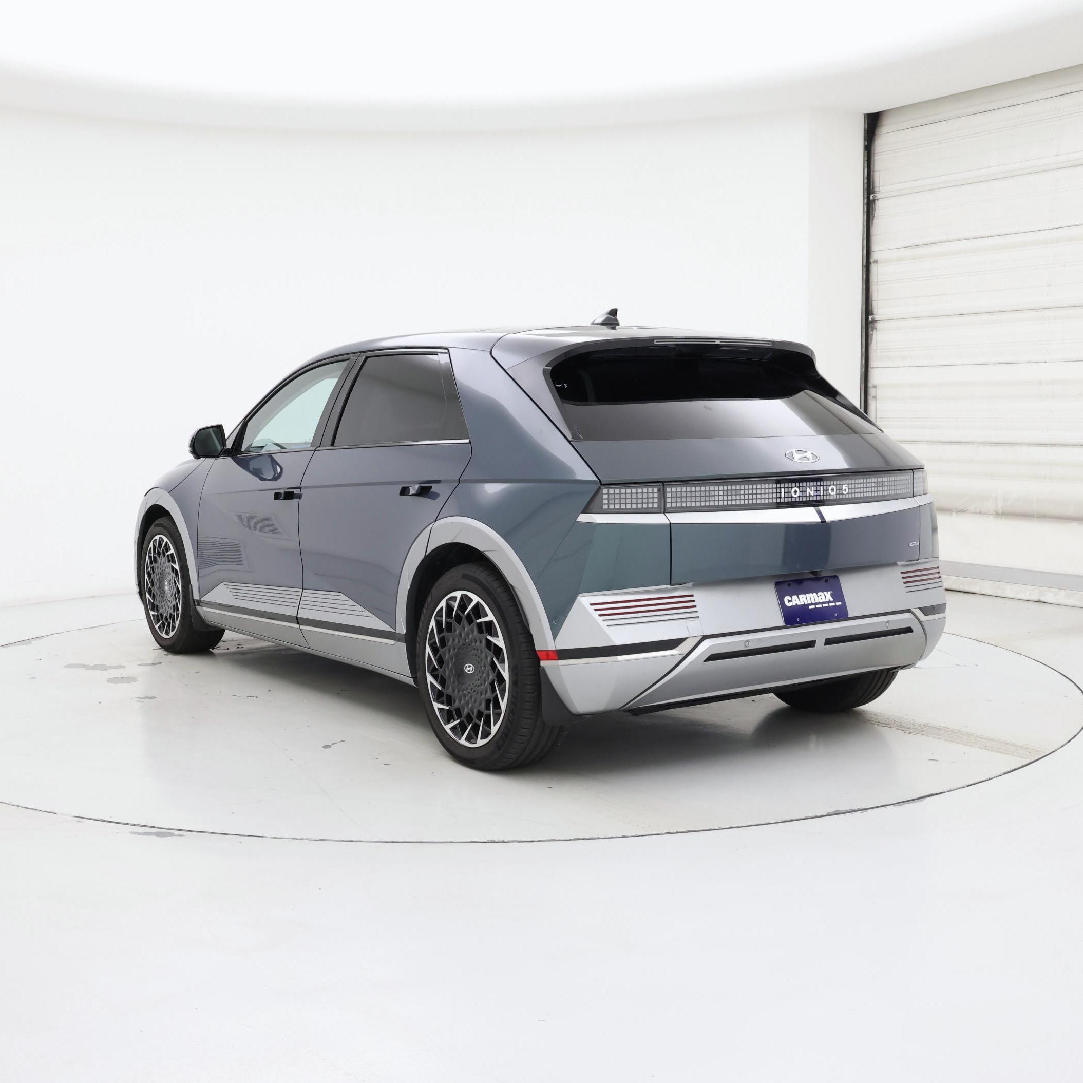 Thumbnail: 2023 Hyundai Ioniq 5 - 2