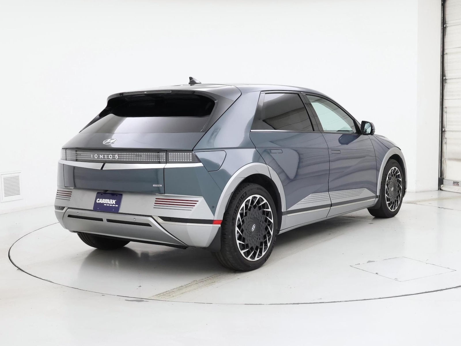 2023 Hyundai IONIQ 5 Limited - Photo 9