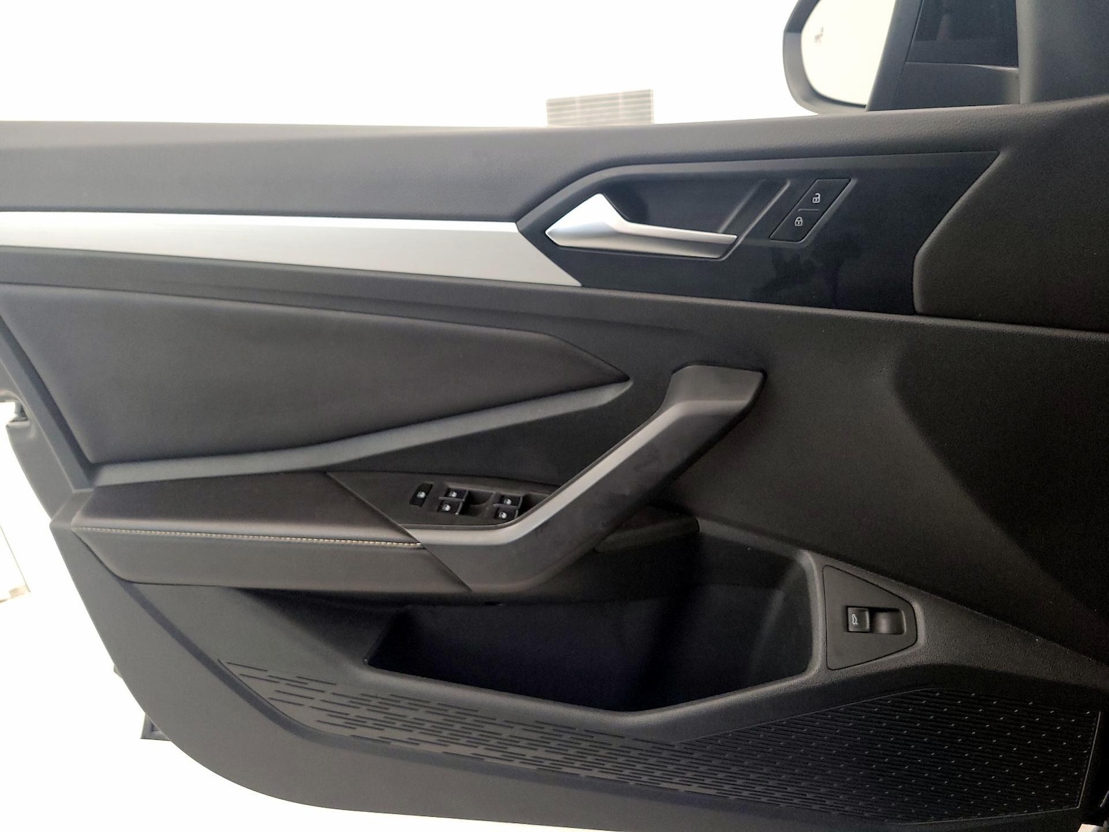2025 Volkswagen Jetta Sport - Photo 13