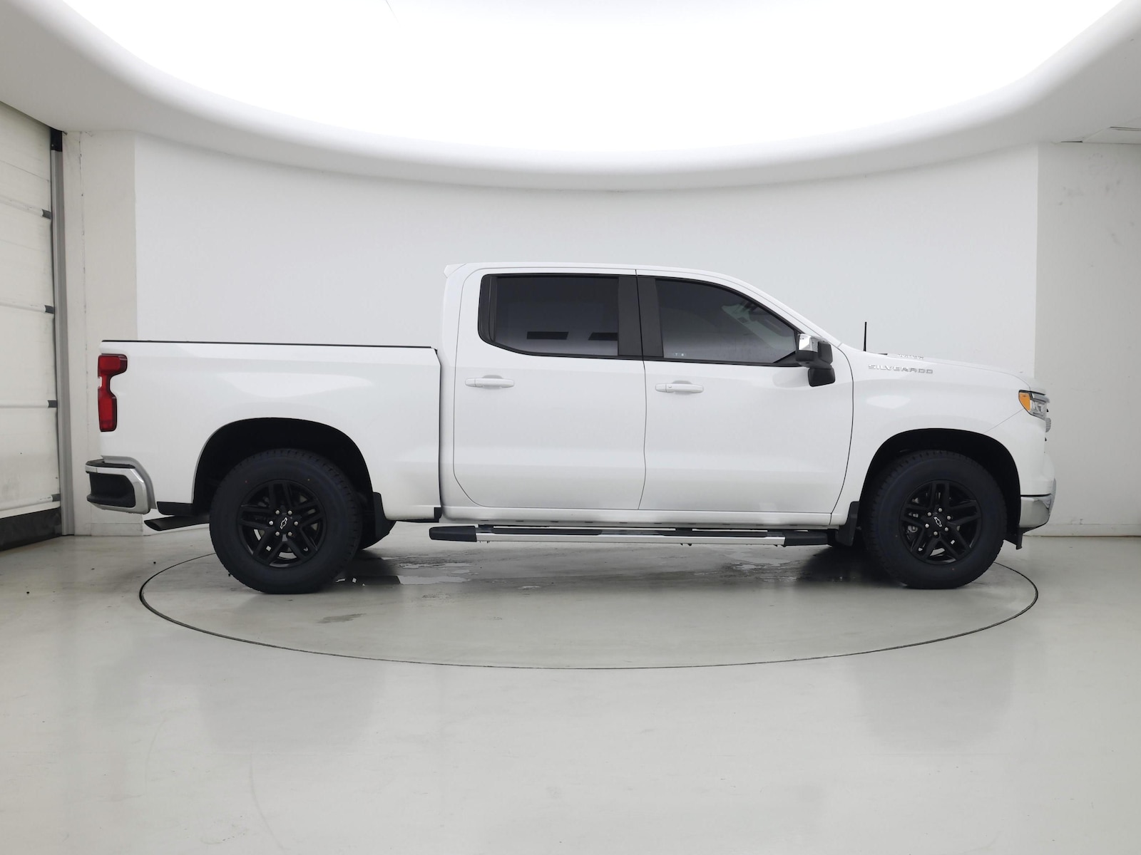 2024 Chevrolet Silverado 1500 LT - Photo 8