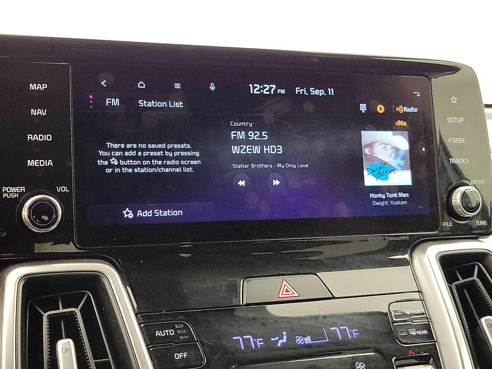 2023 Kia Sorento X-Line S - Photo 16