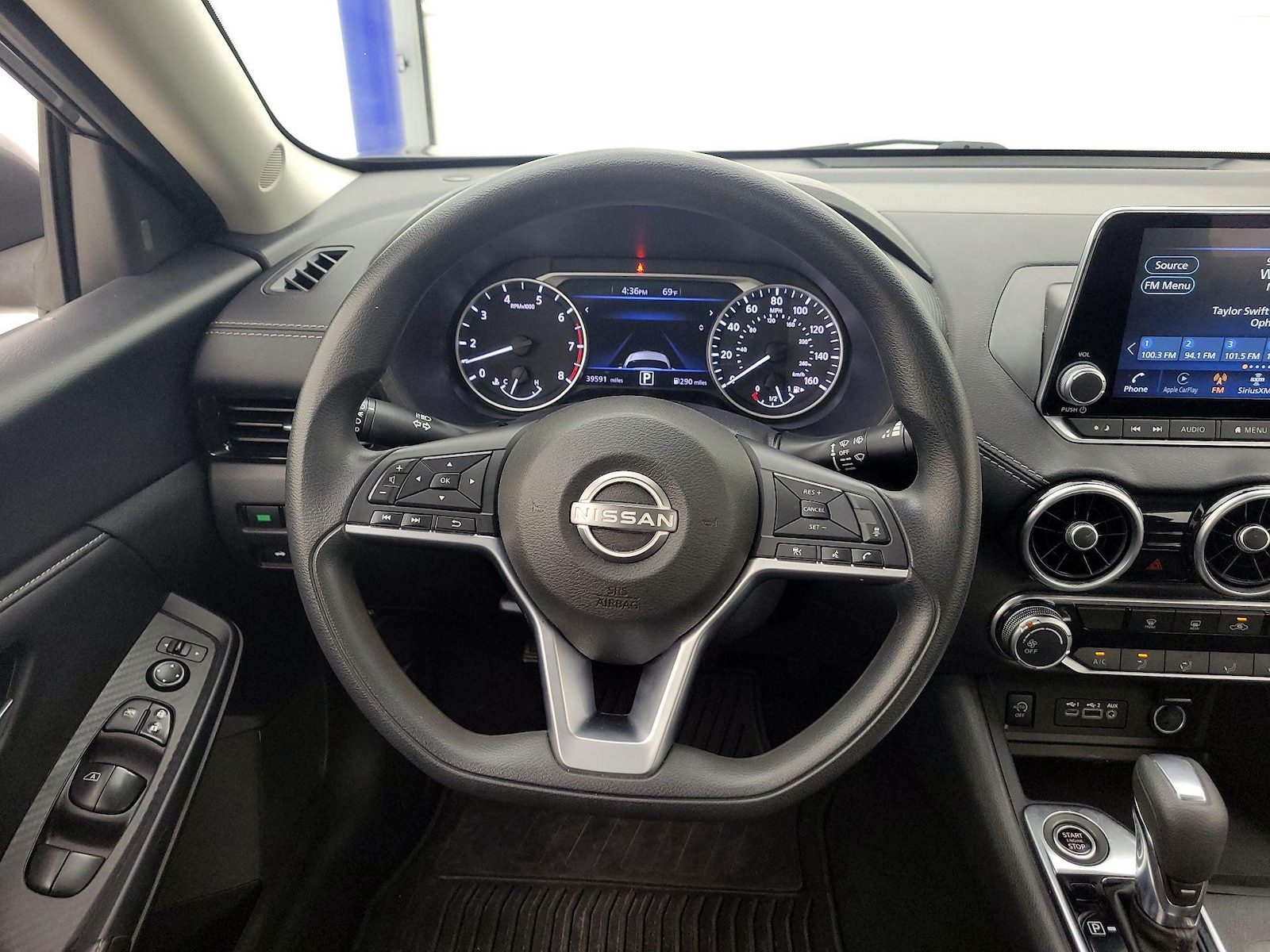 2024 Nissan Sentra SV - Photo 11