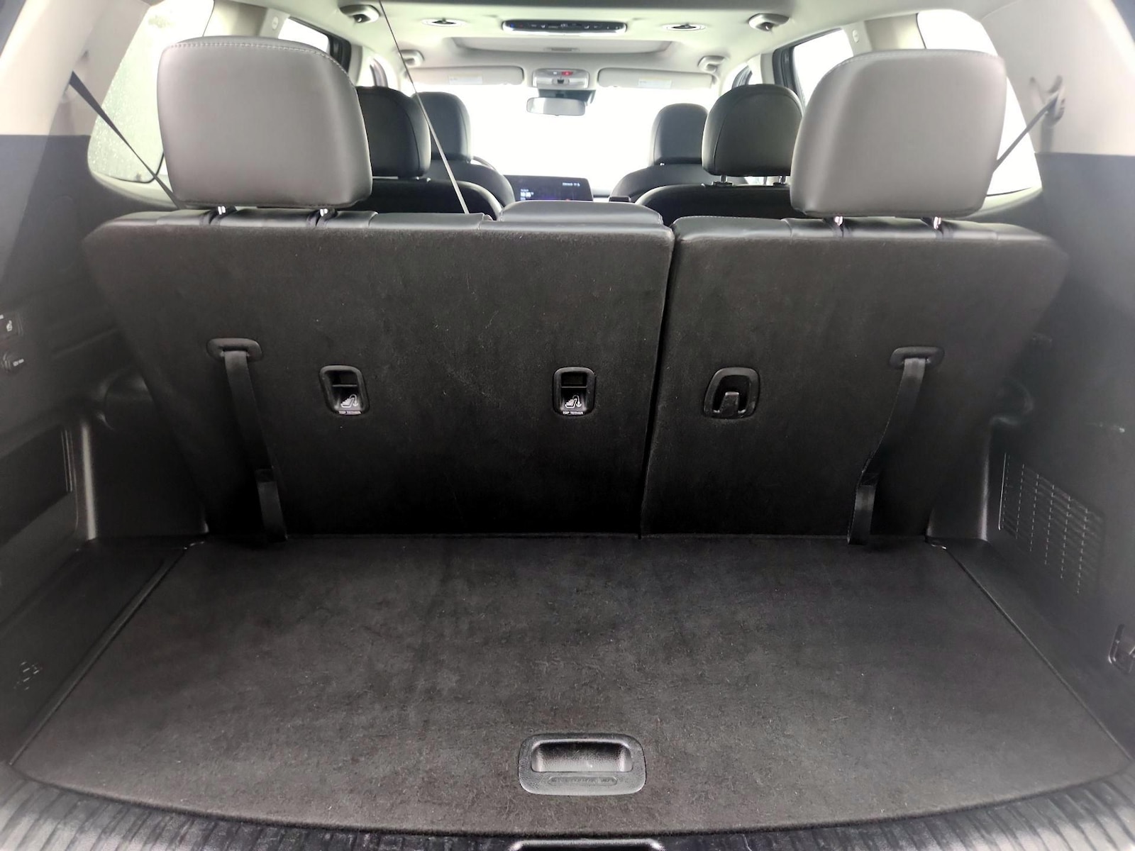 2025 Kia Telluride S - Photo 22