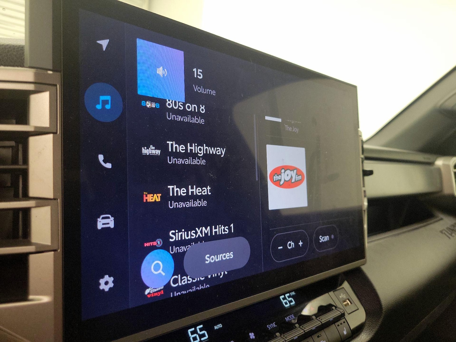 2025 Toyota Tundra SR5 - Photo 16