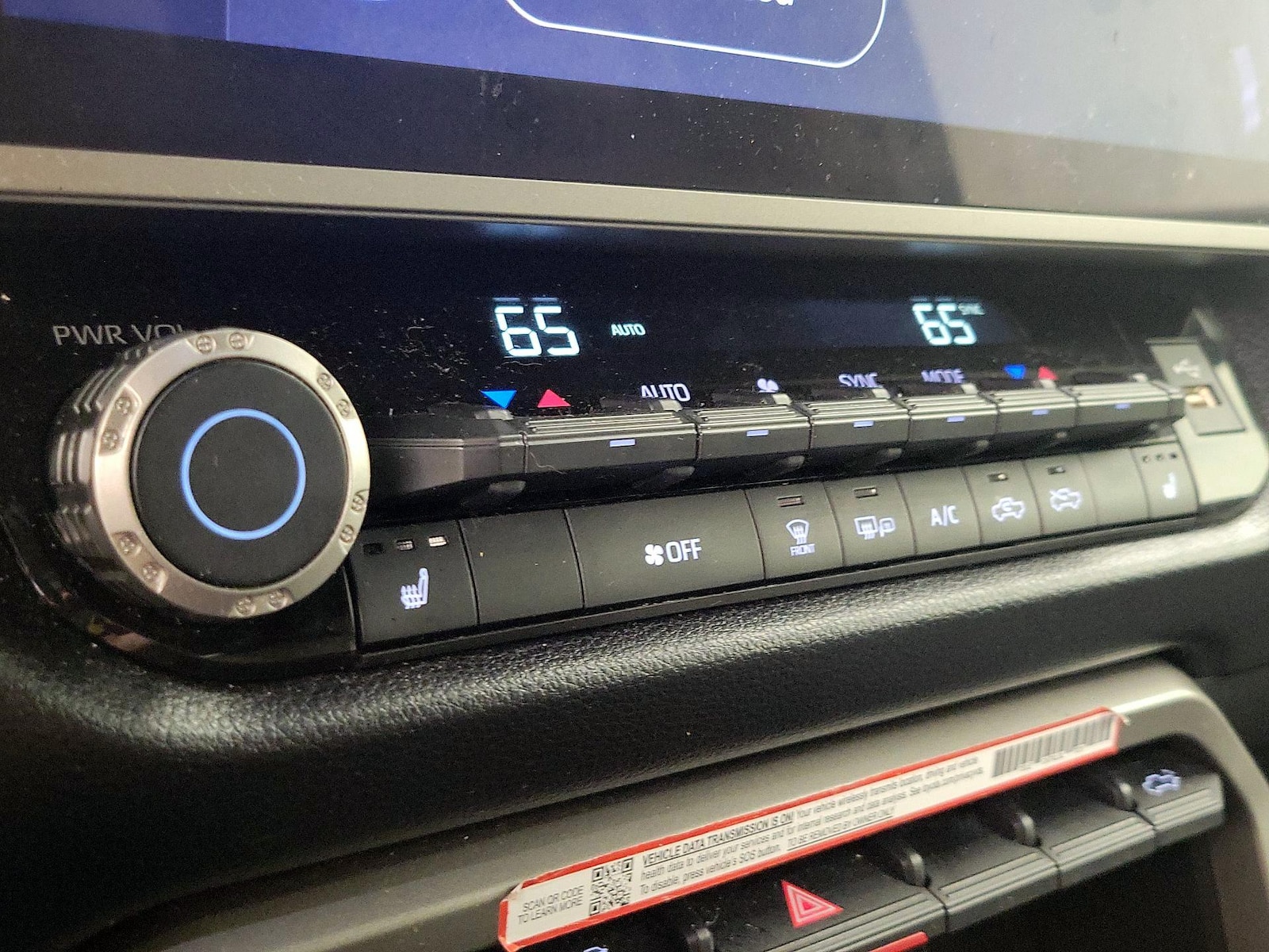 2025 Toyota Tundra SR5 - Photo 17