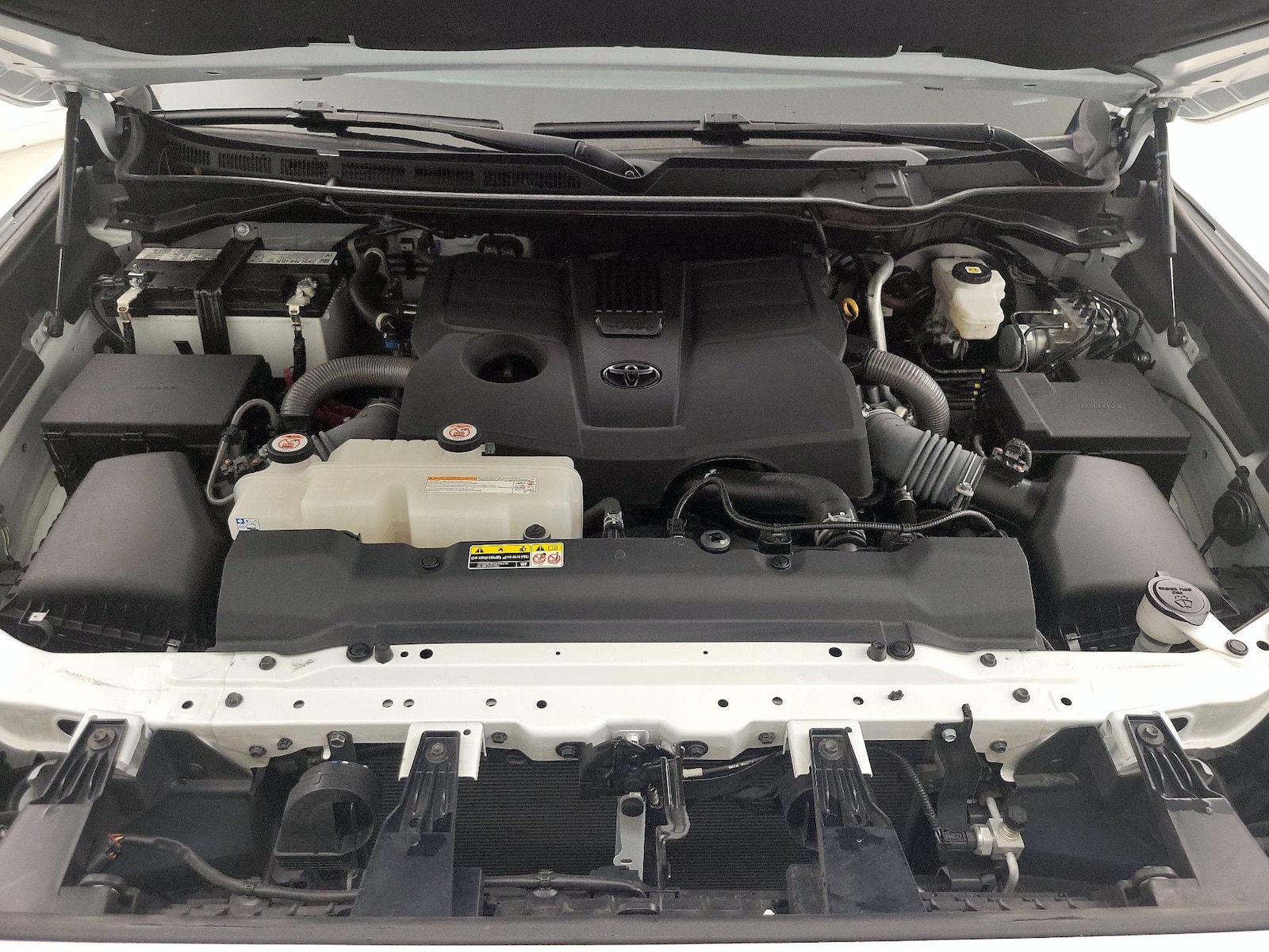 2025 Toyota Tundra SR5 - Photo 22