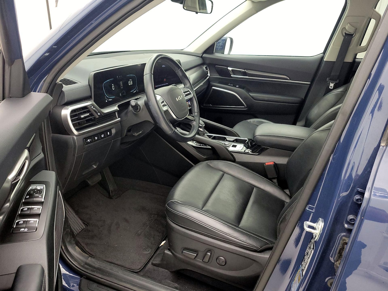 2025 Kia Telluride S - Photo 12