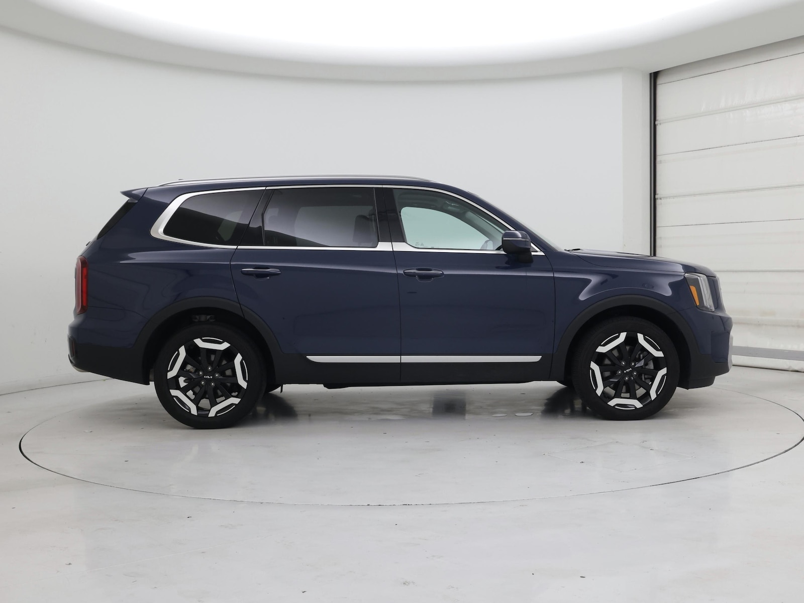 2025 Kia Telluride S - Photo 8