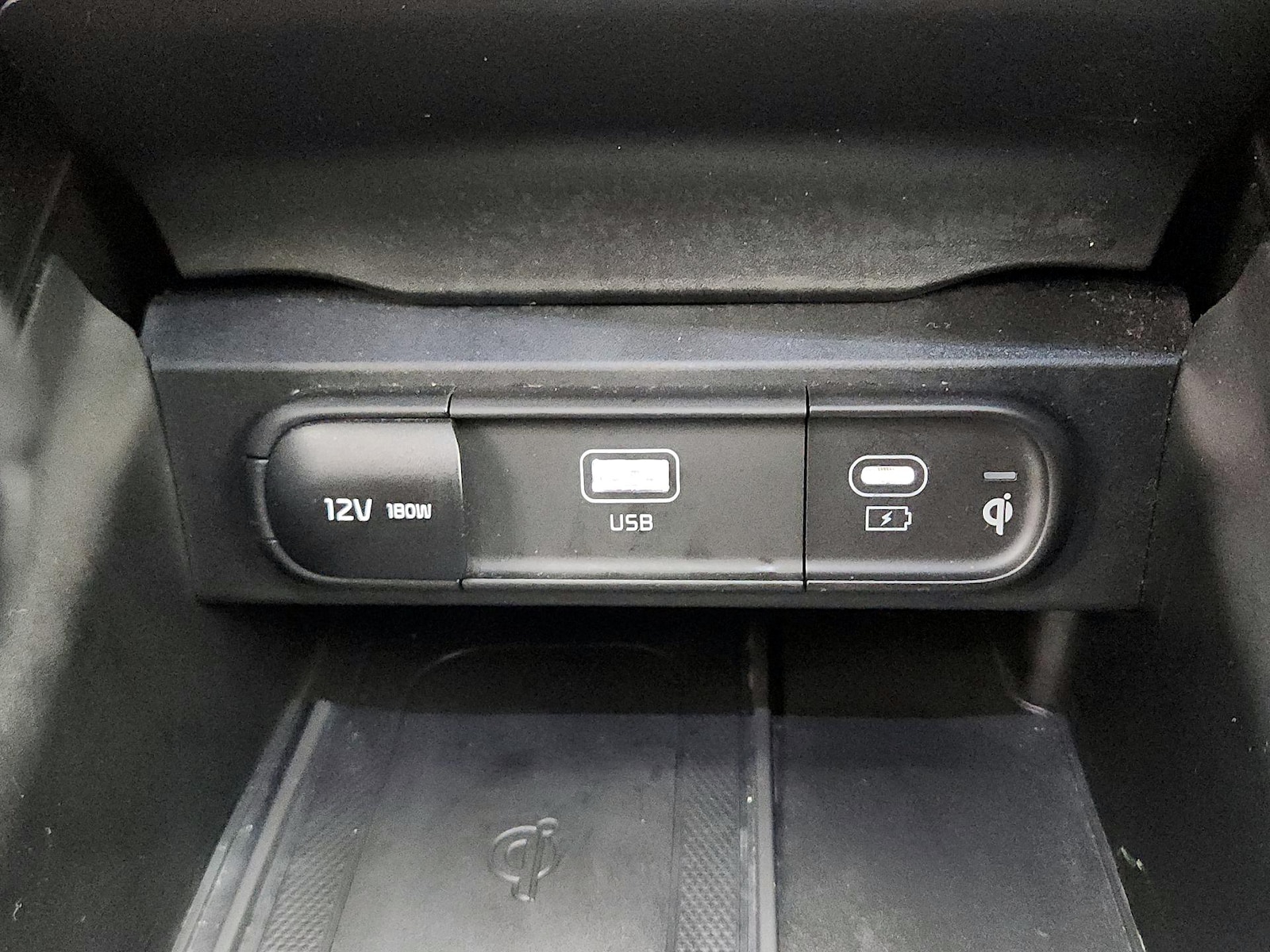 2025 Kia Telluride S - Photo 20