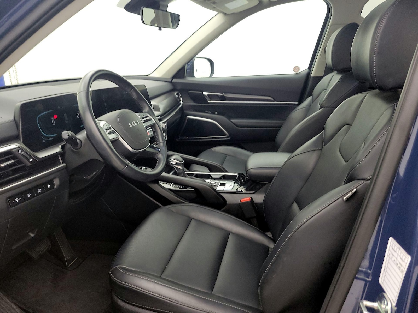 2025 Kia Telluride S - Photo 12