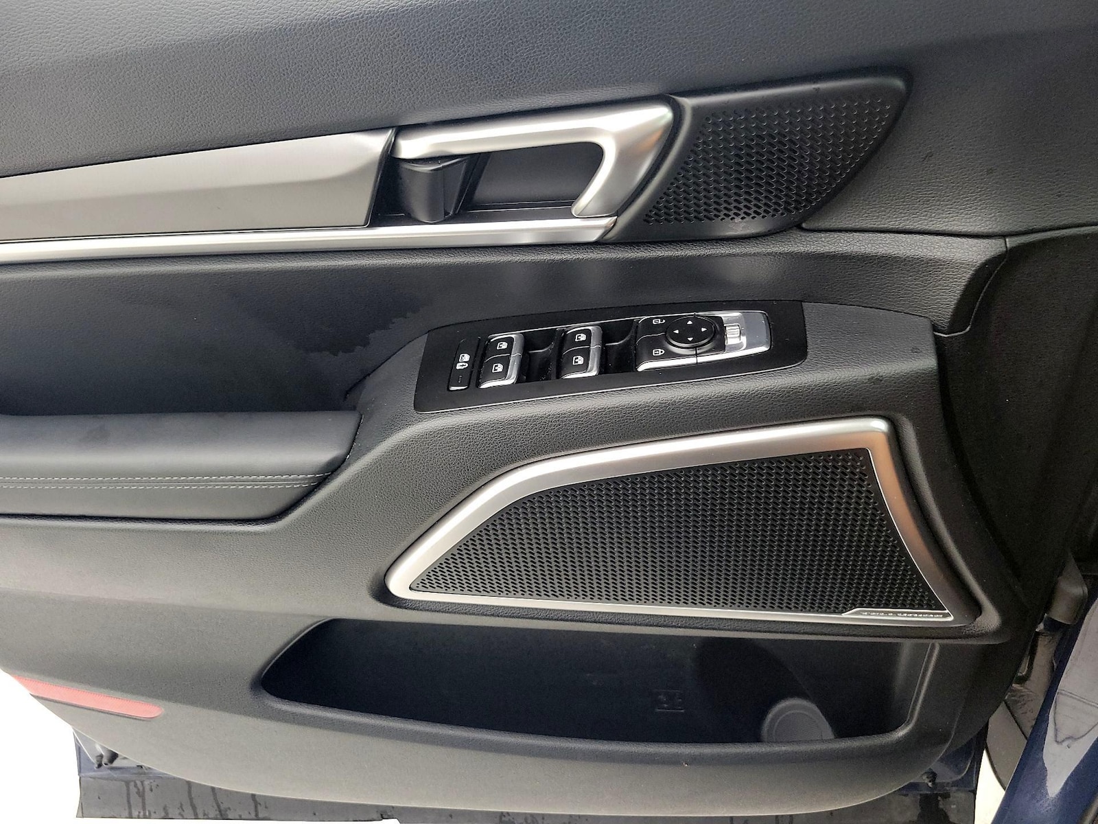 2025 Kia Telluride S - Photo 13