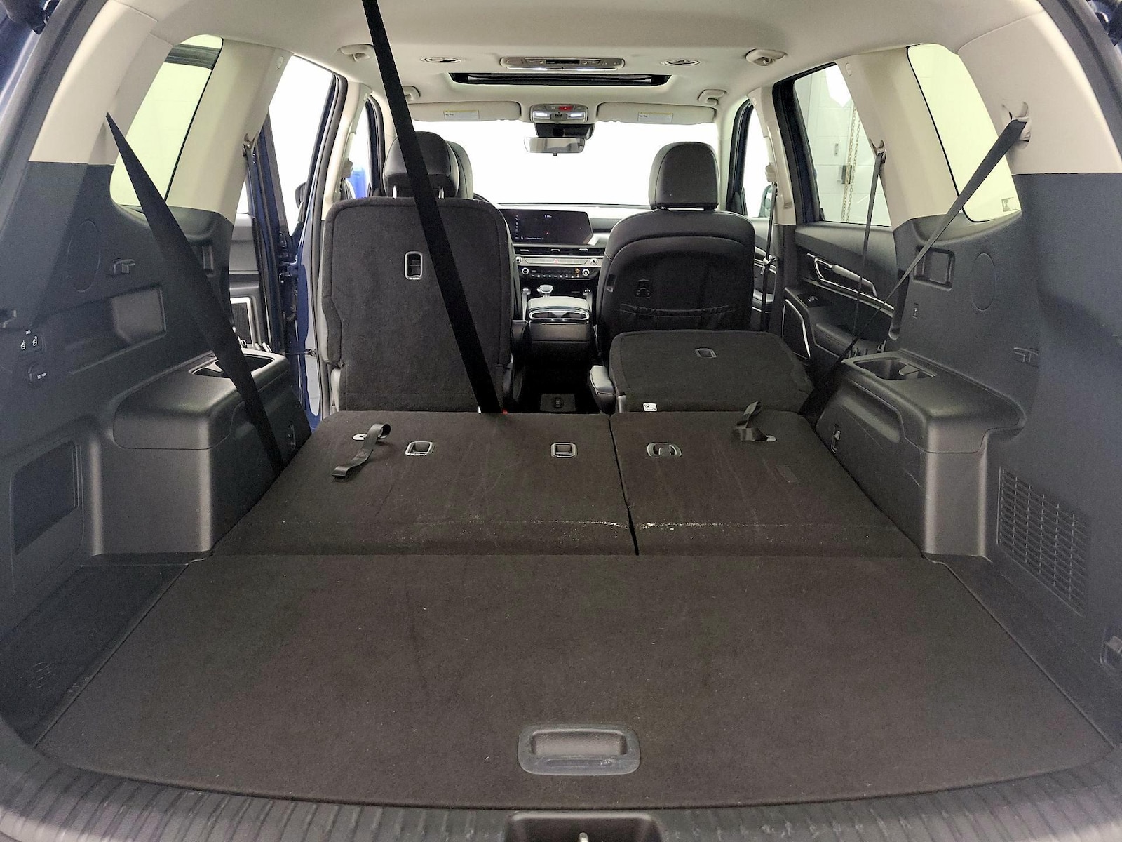 2025 Kia Telluride S - Photo 25