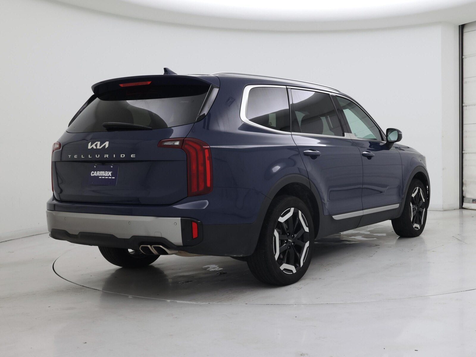 2025 Kia Telluride S - Photo 9