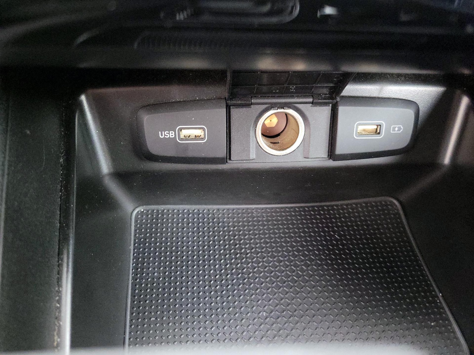 2023 Hyundai Tucson SE - Photo 19