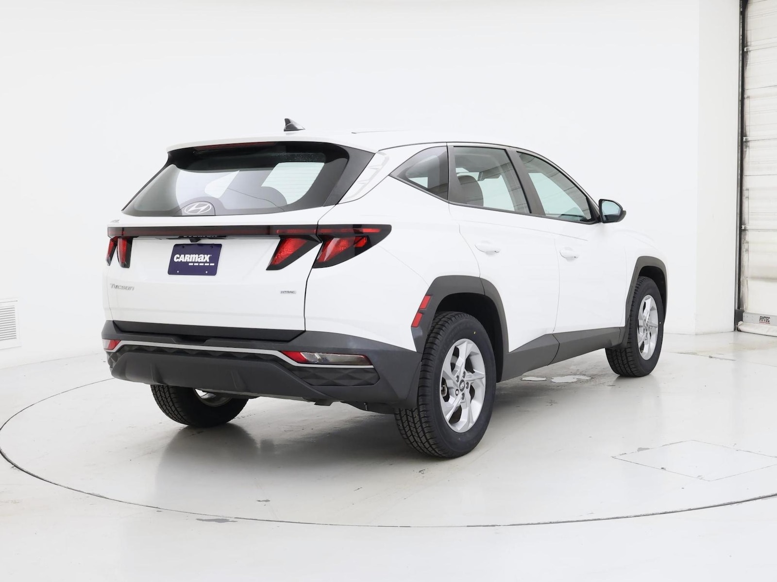 2023 Hyundai Tucson SE - Photo 9