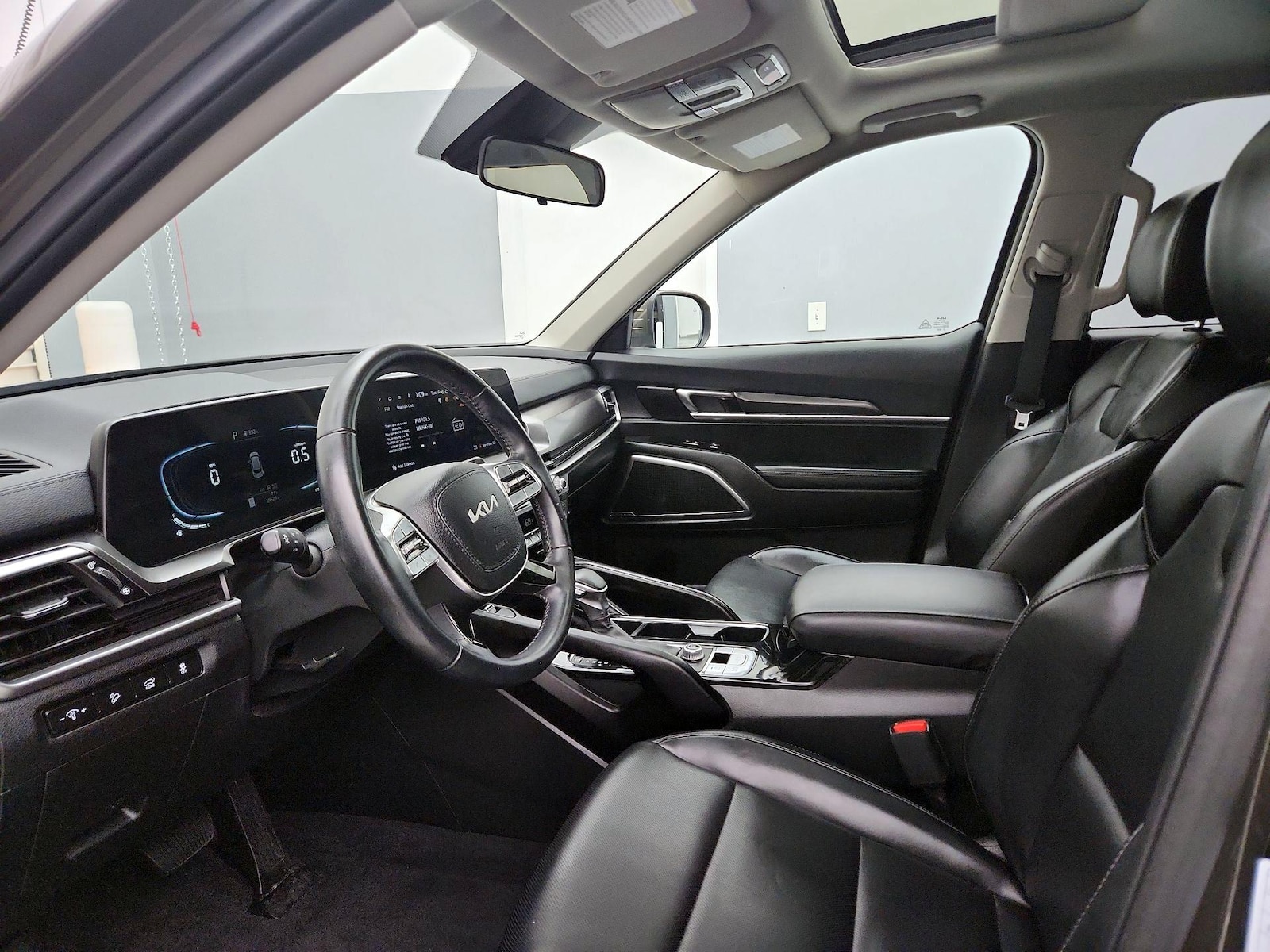 2025 Kia Telluride S - Photo 12