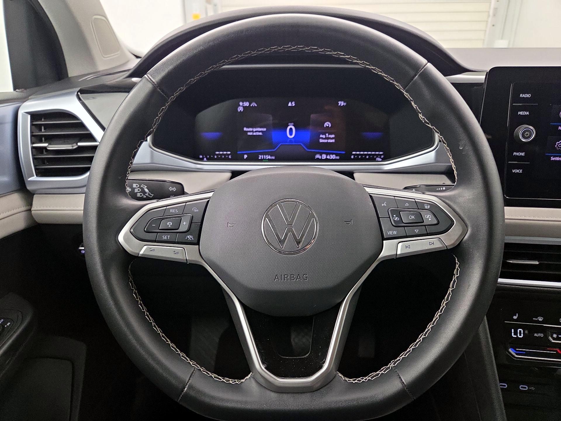 Thumbnail: 2025 Volkswagen Taos - 10