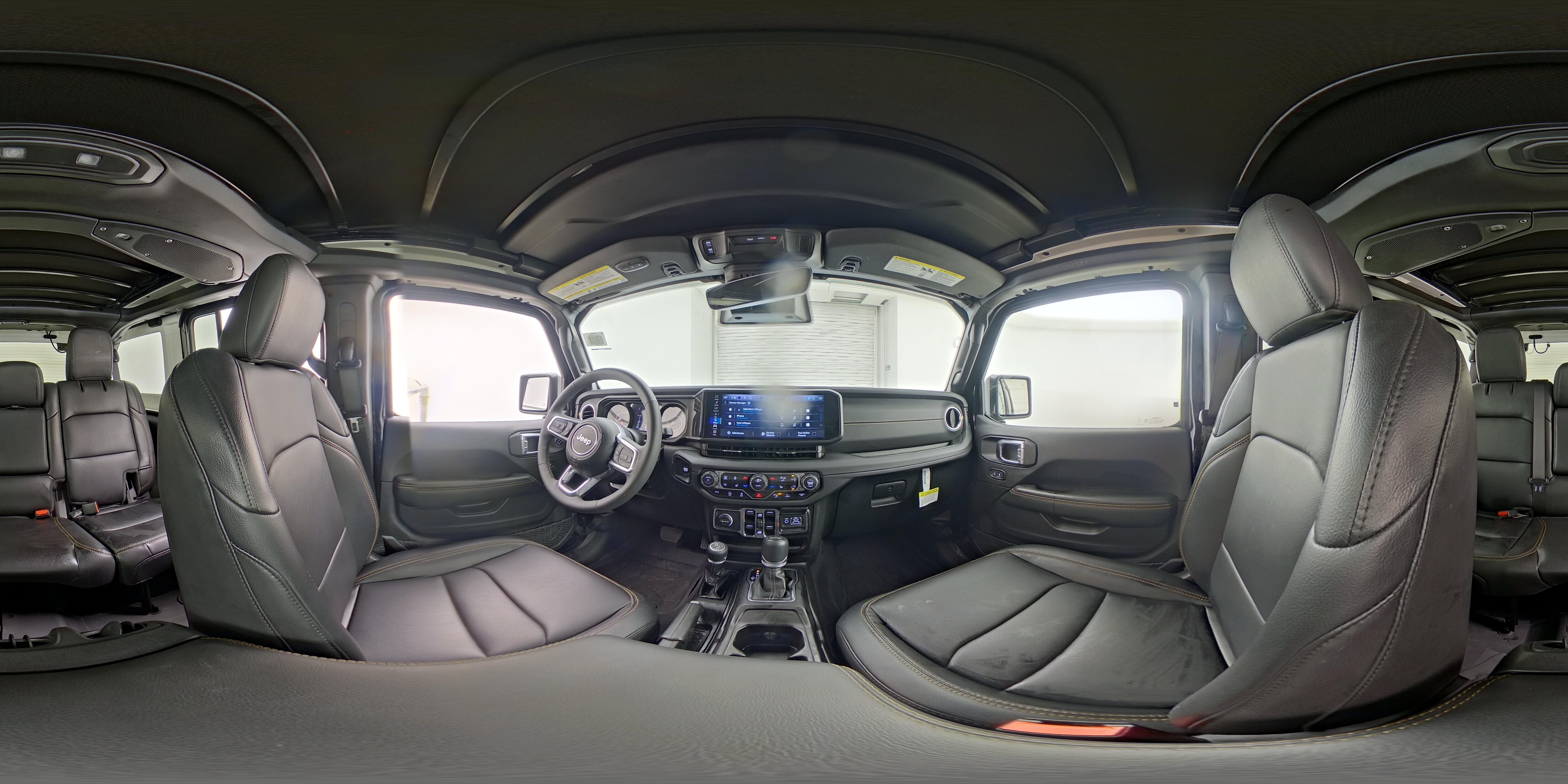 2025 Jeep Wrangler 4-Door Sahara - Photo 25