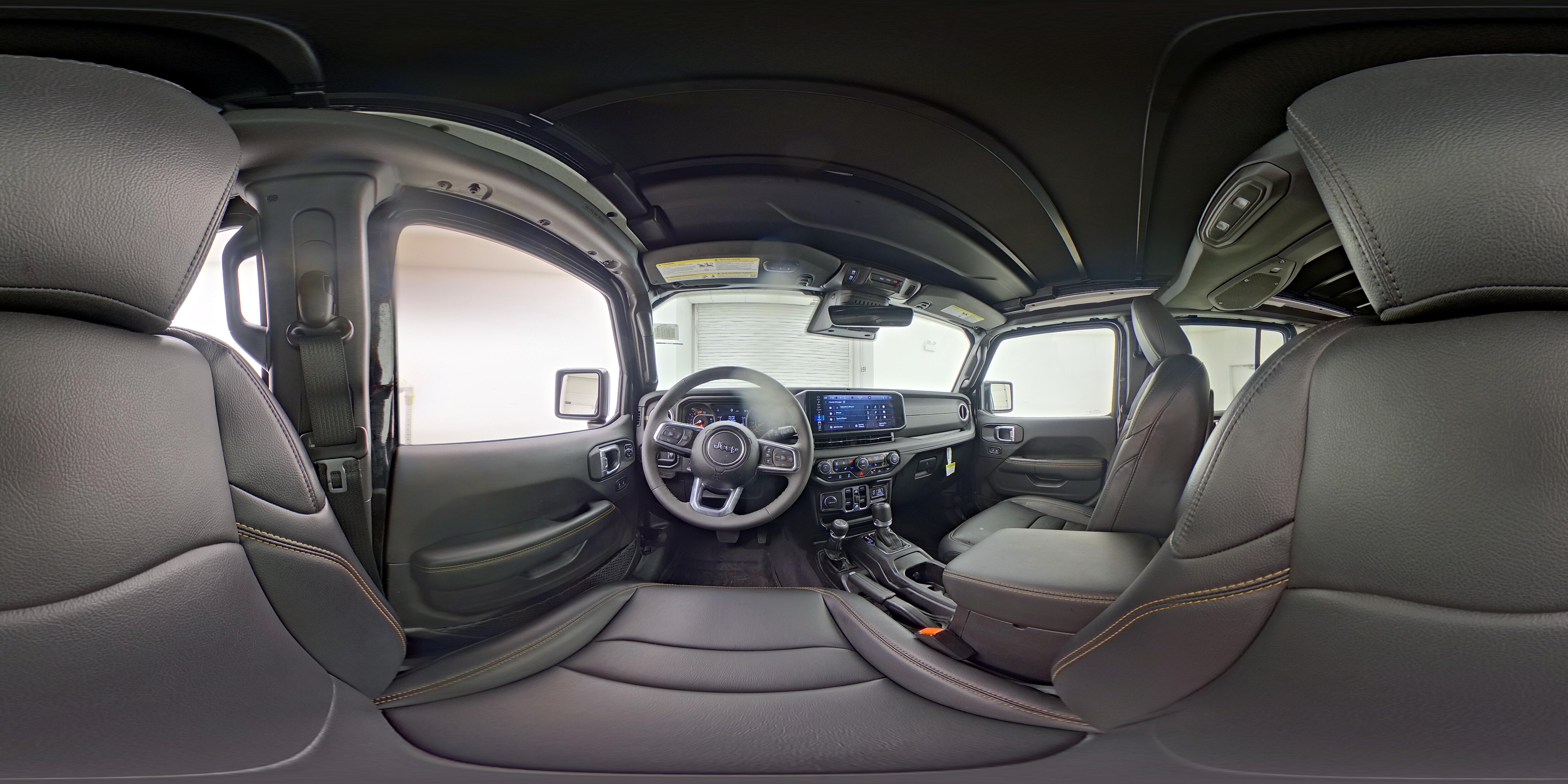 2025 Jeep Wrangler 4-Door Sahara - Photo 27
