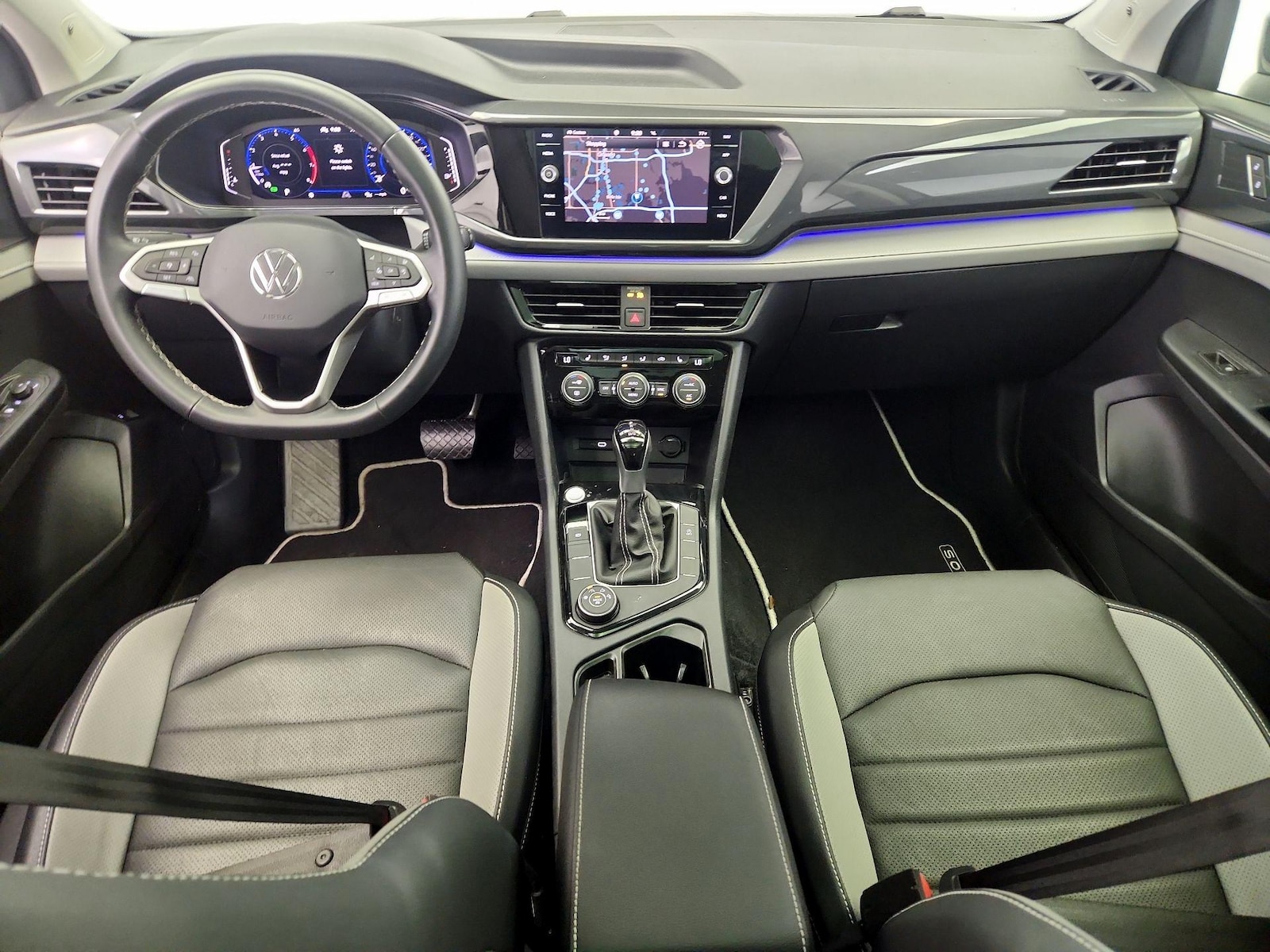 2023 Volkswagen Taos SEL - Photo 10