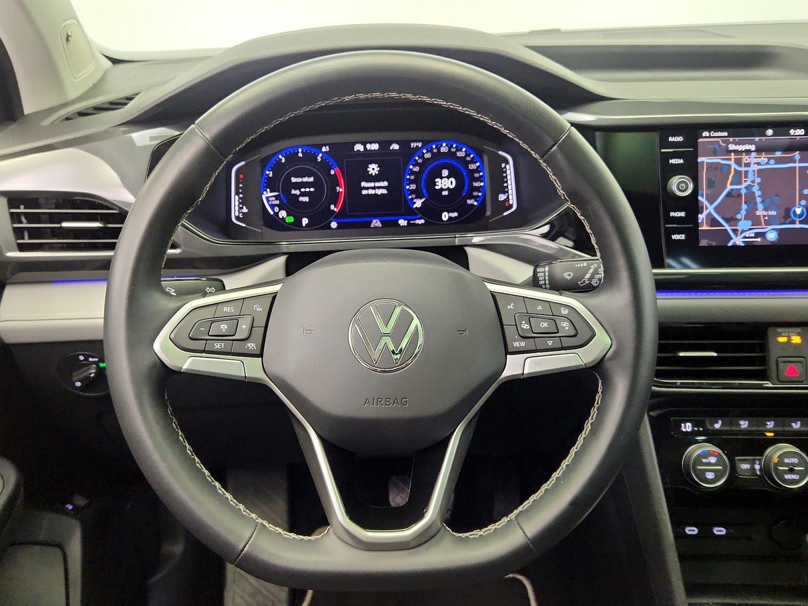 2023 Volkswagen Taos SEL - Photo 11
