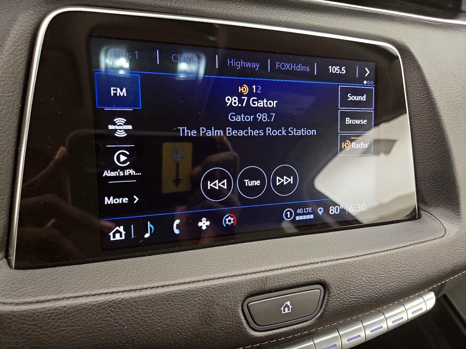 2023 Cadillac XT4 Luxury - Photo 16