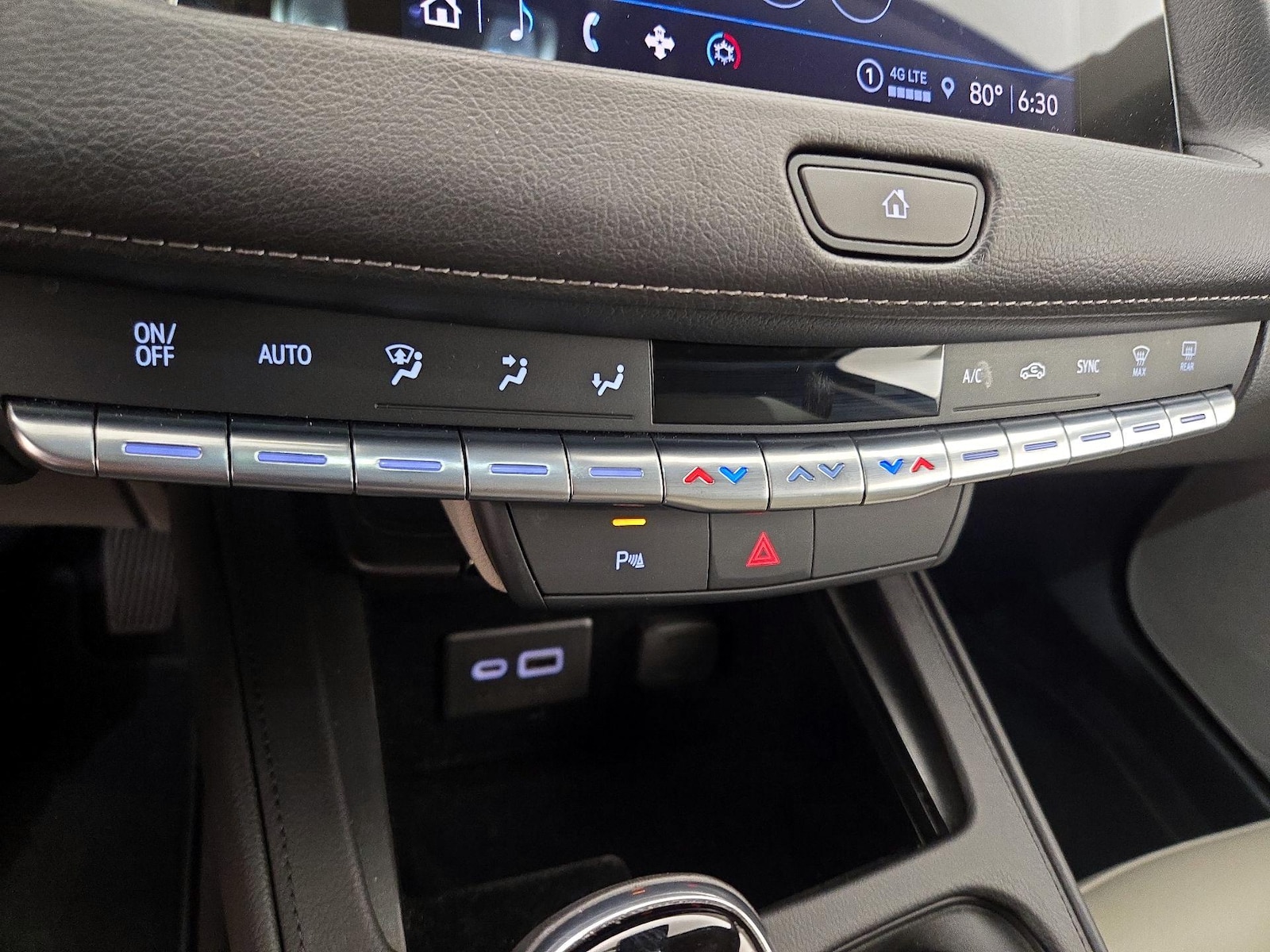 2023 Cadillac XT4 Luxury - Photo 17