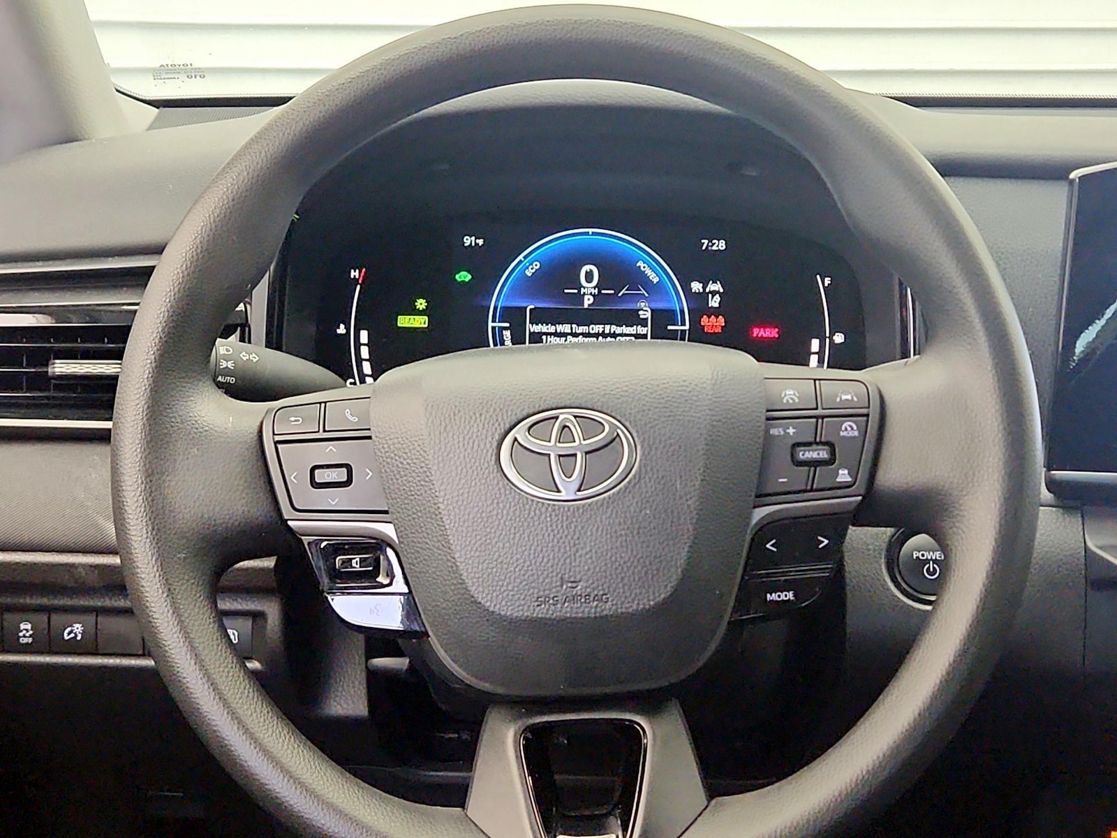 2025 Toyota Camry LE - Photo 11