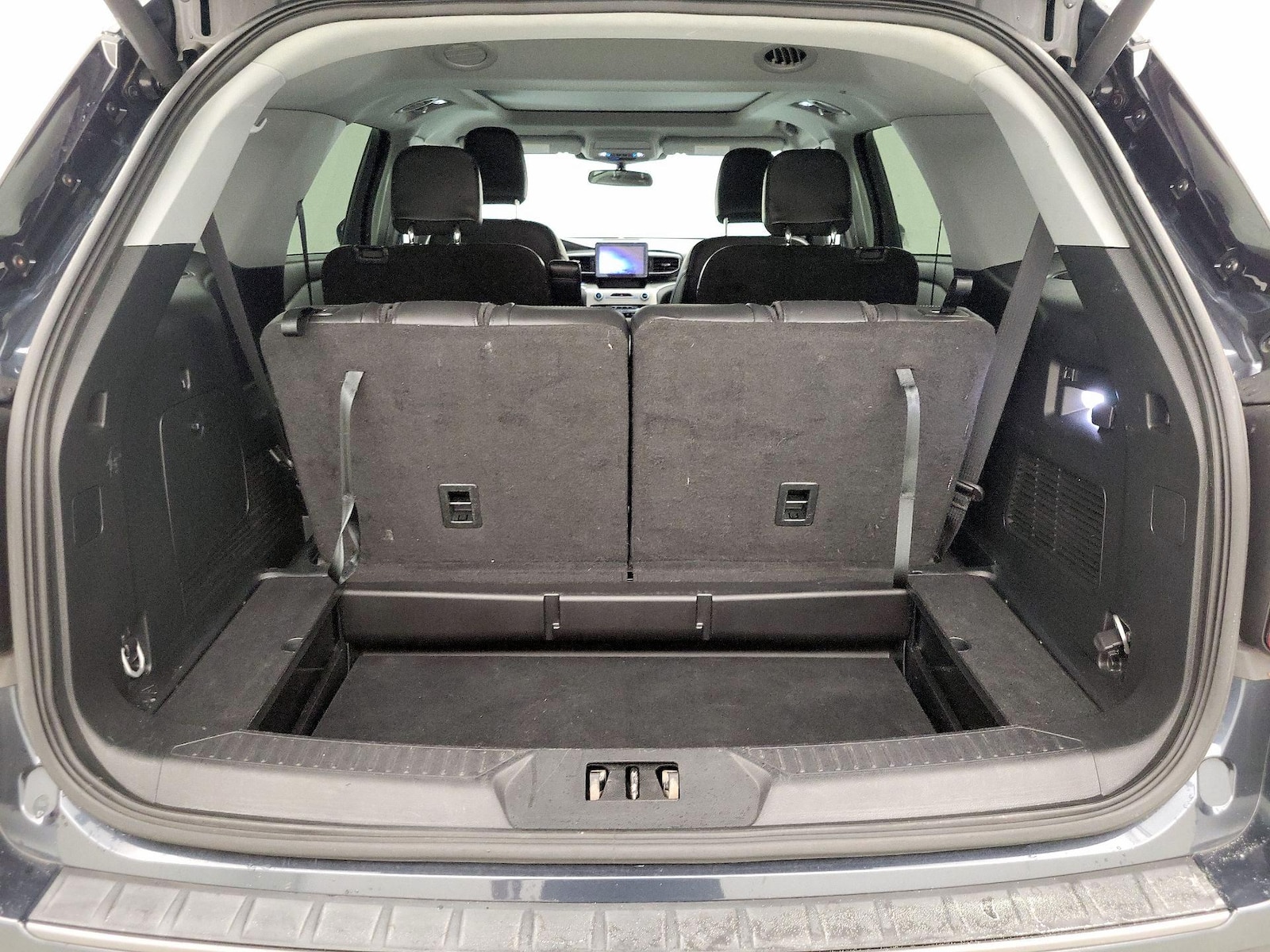 2023 Ford Explorer XLT - Photo 24