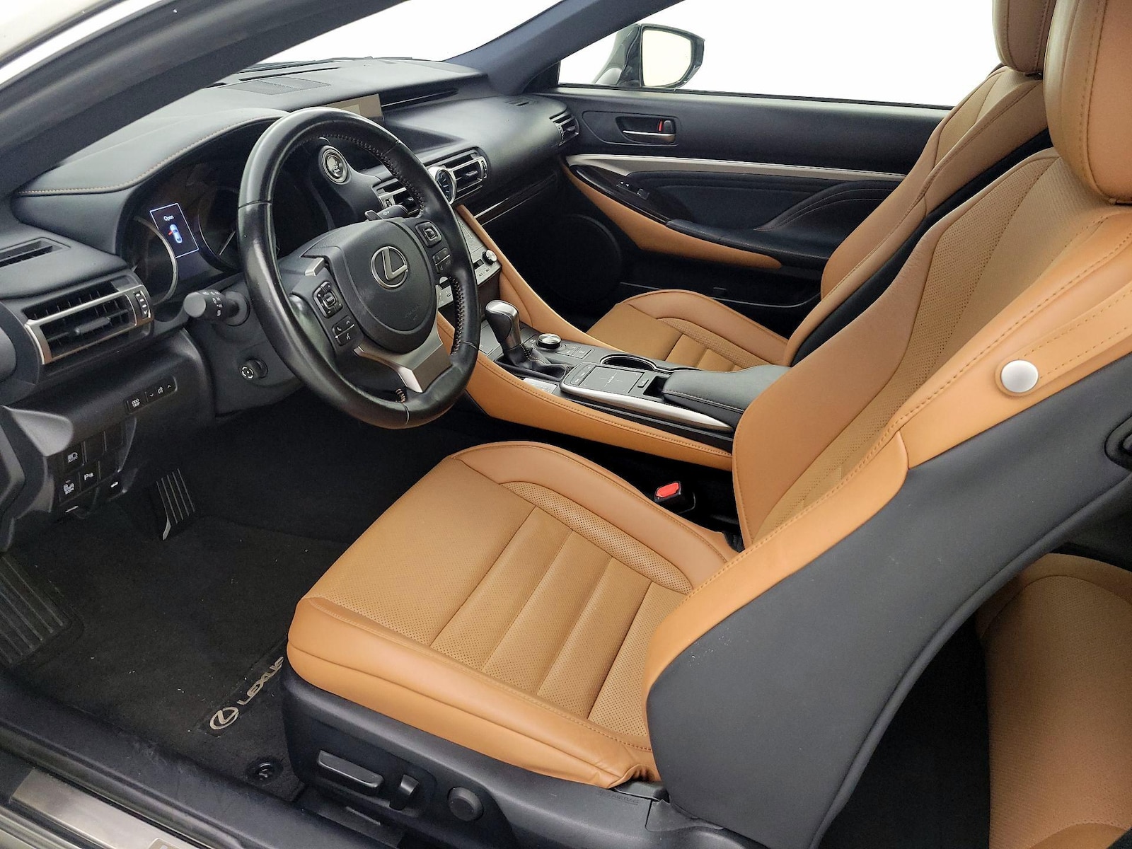 2022 Lexus RC 350 - Photo 12